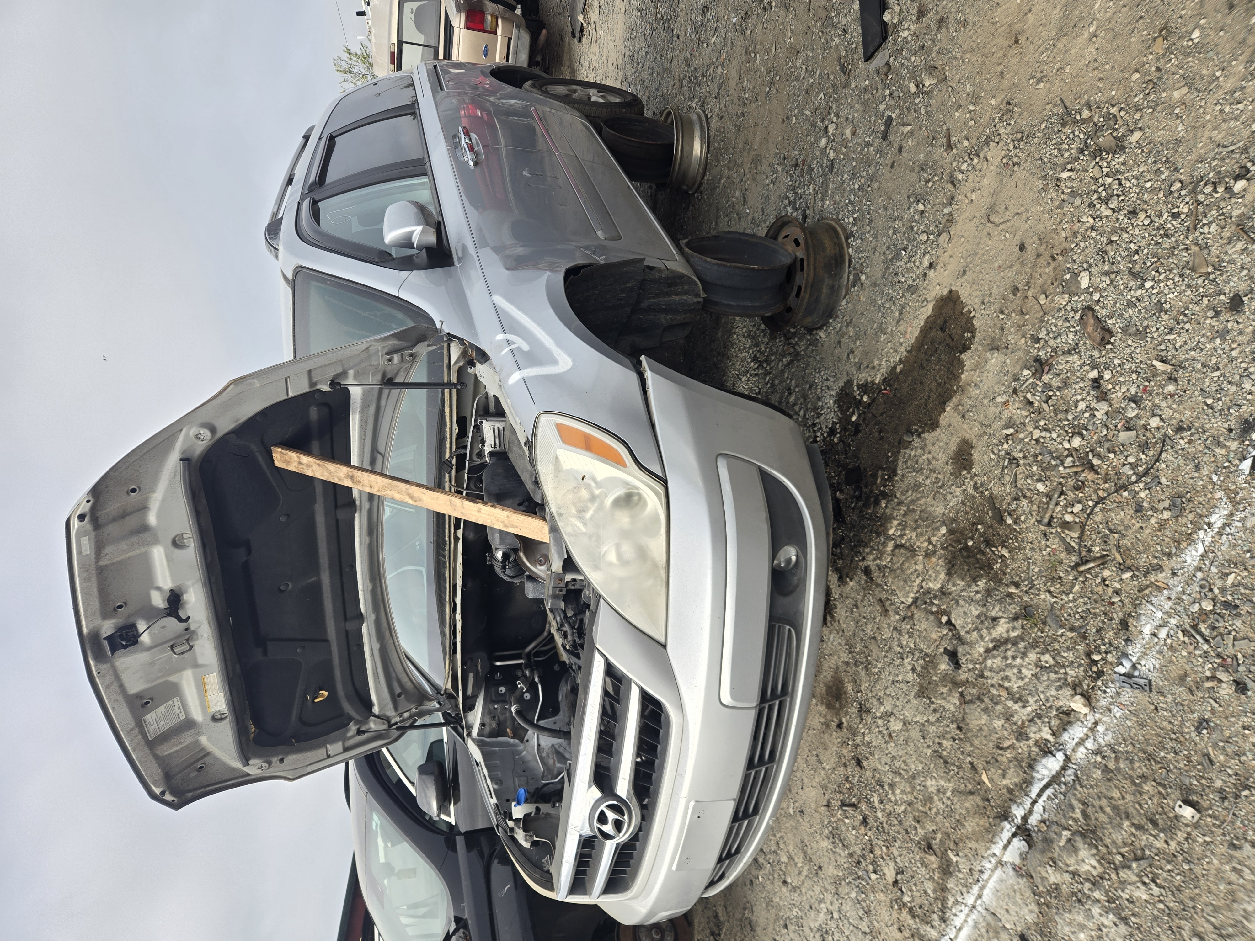 2007 HYUNDAI Entourage