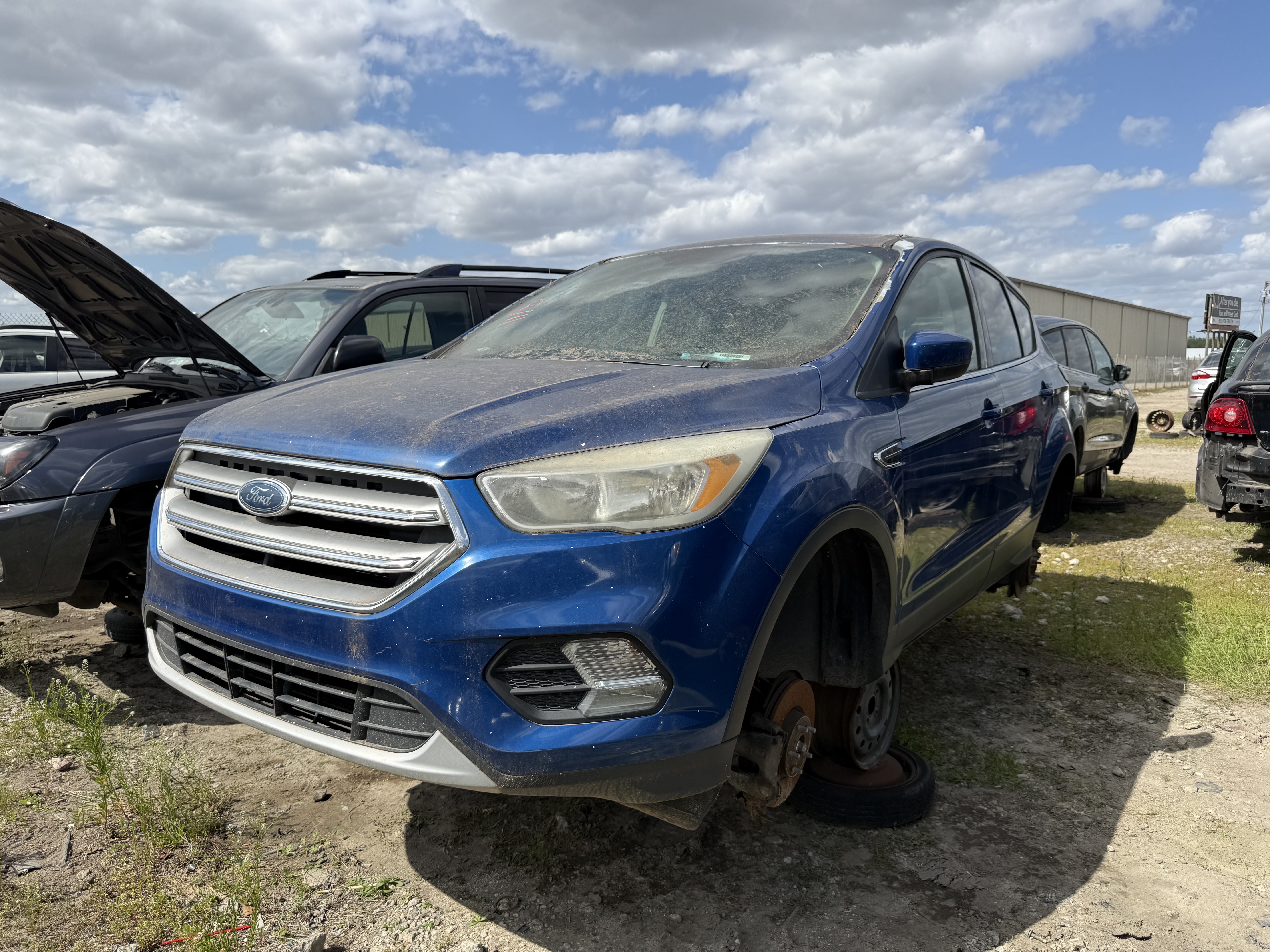 2017 FORD Escape
