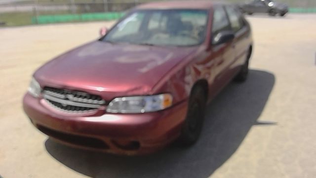 2001 NISSAN Altima