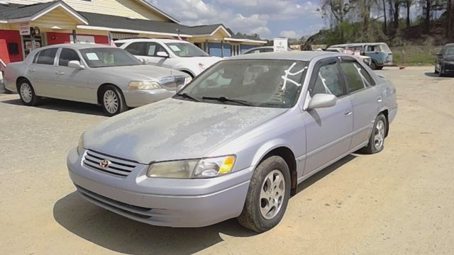 1998 TOYOTA Camry
