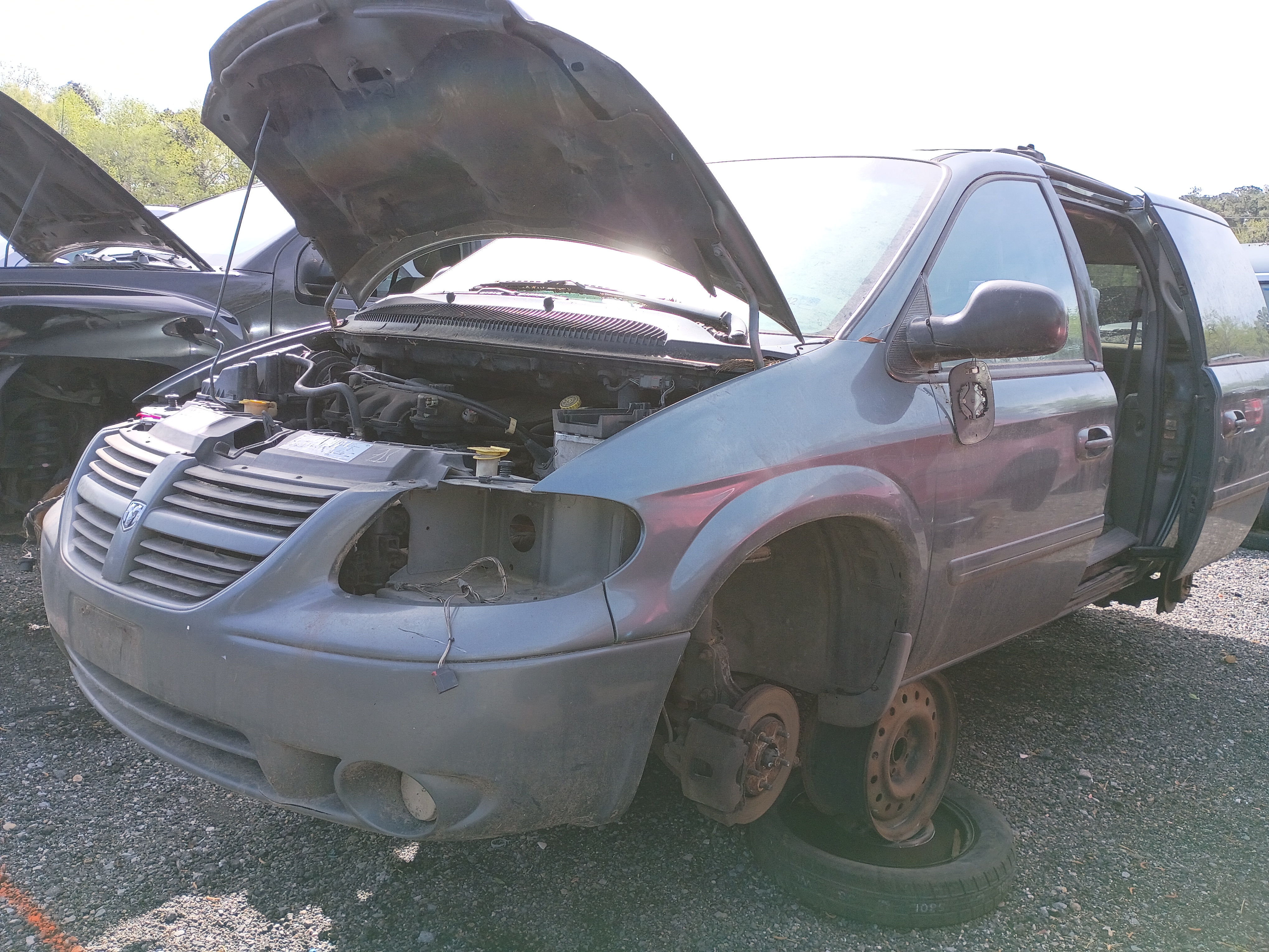 2005 DODGE Caravan/Grand Caravan