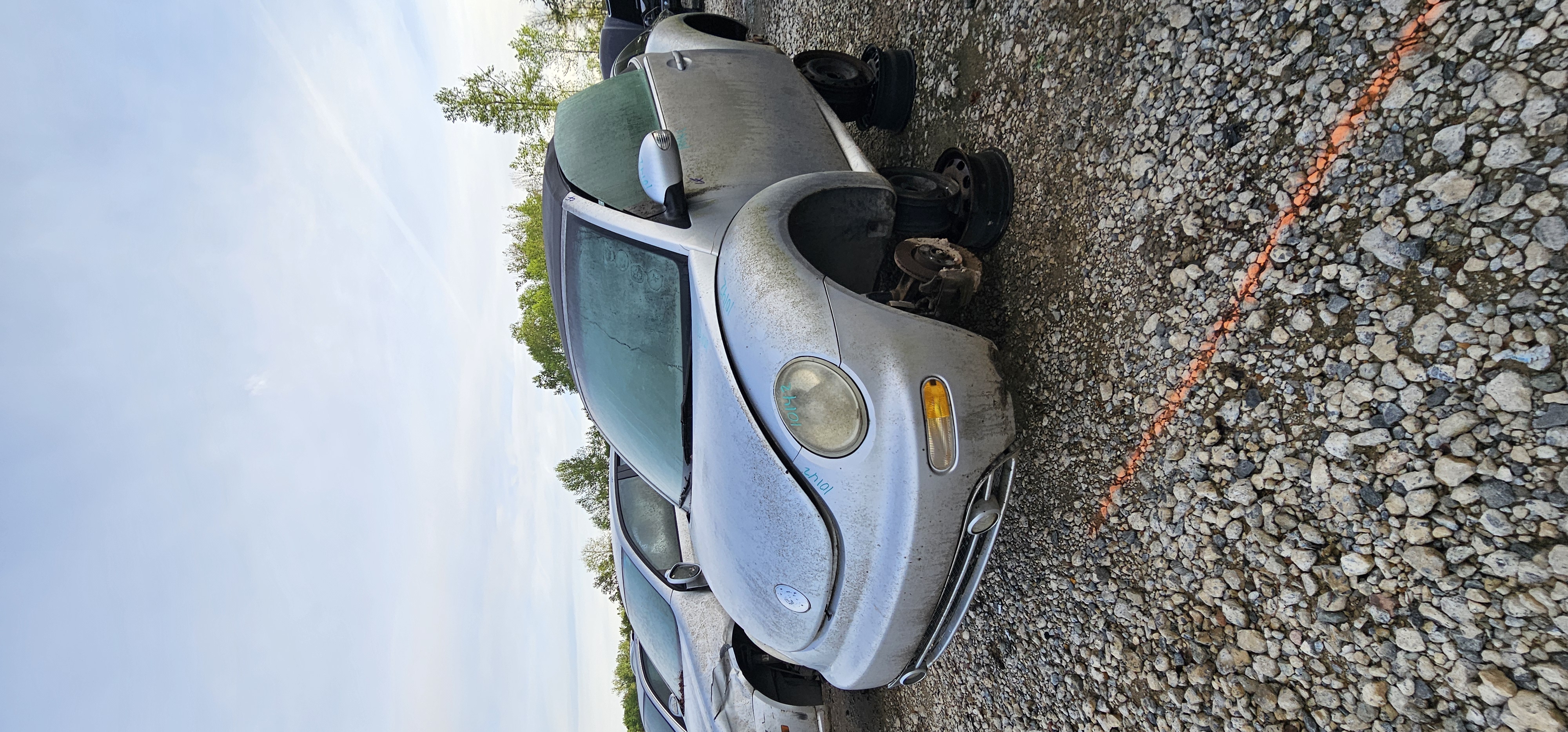 2003 VOLKSWAGEN Beetle
