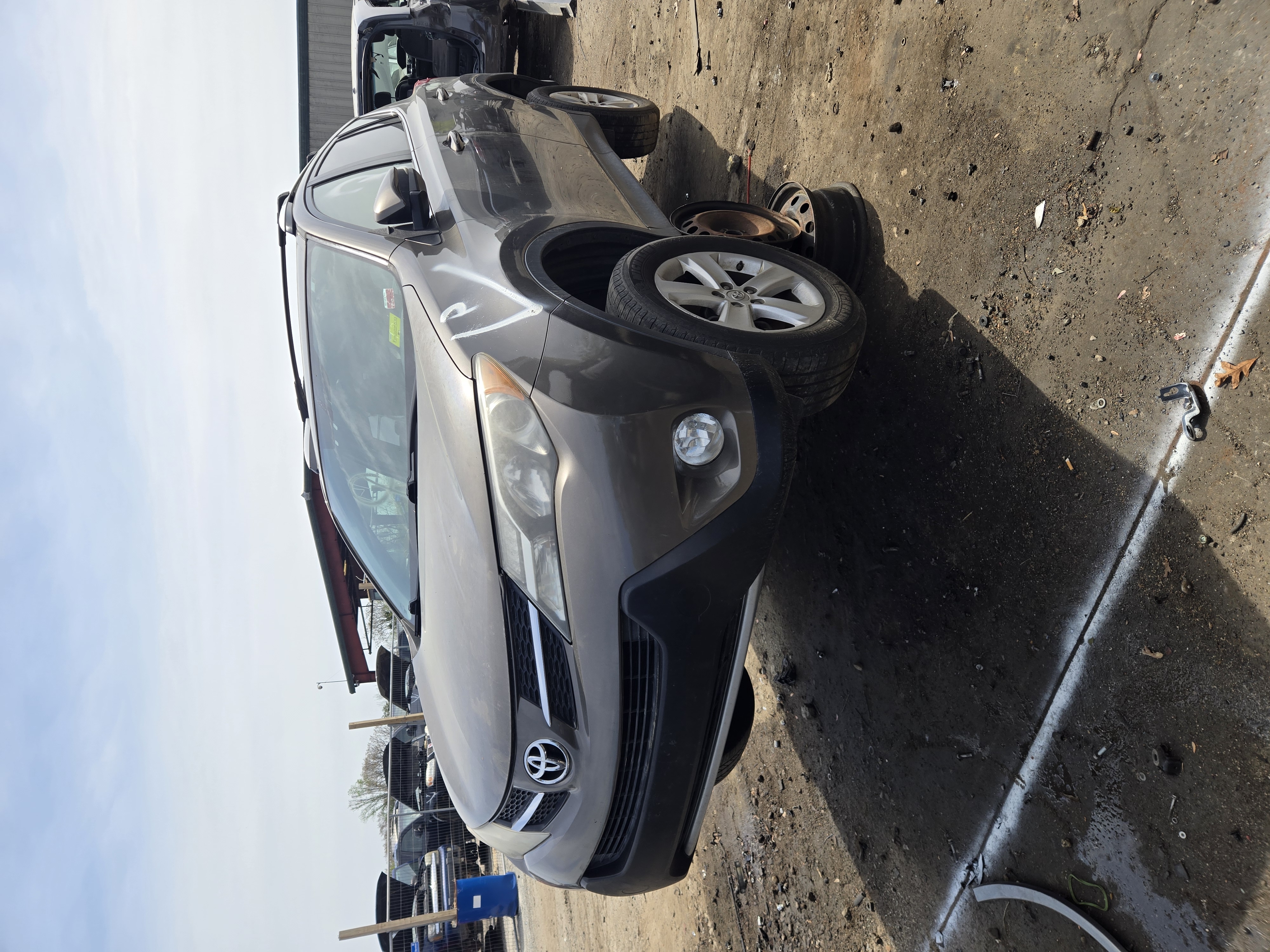 2014 TOYOTA Rav4