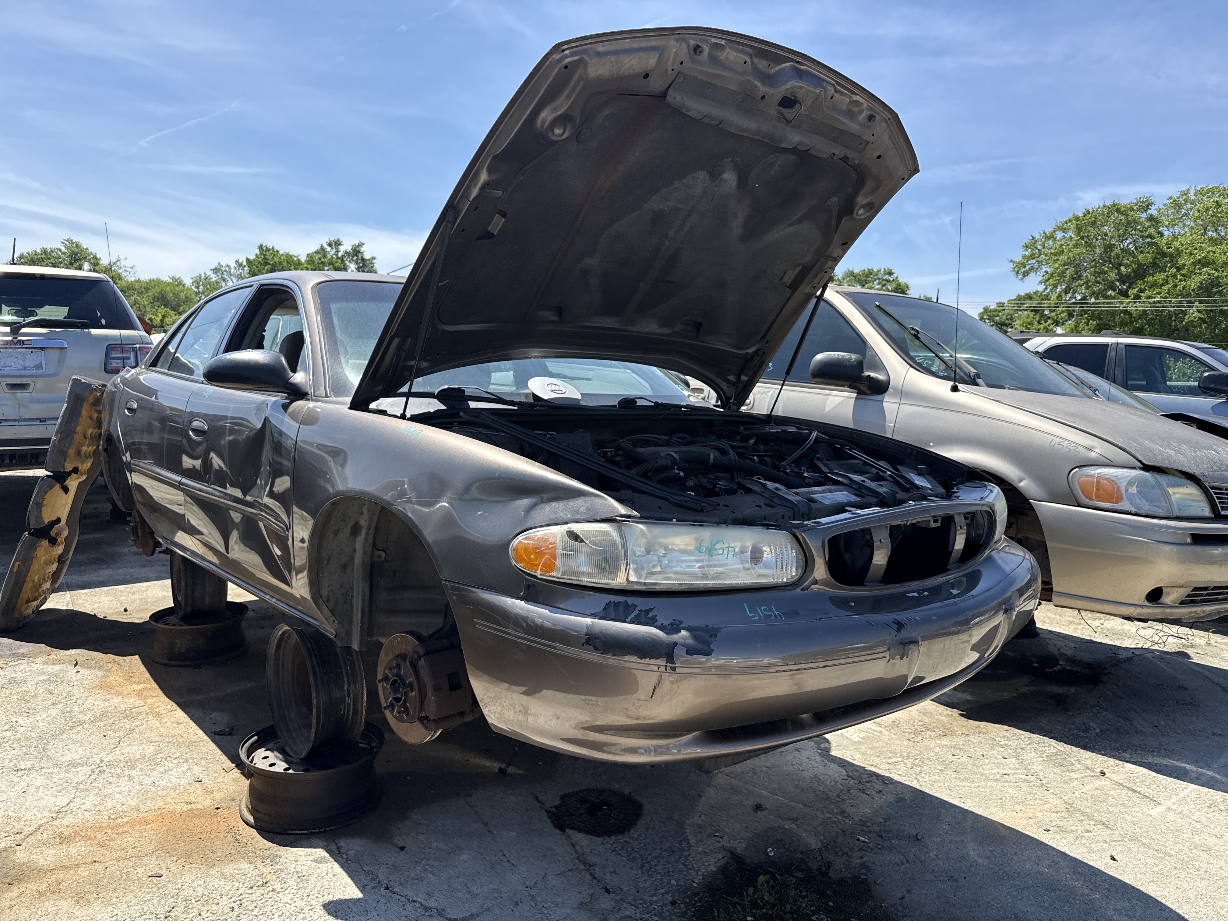 2004 BUICK Century