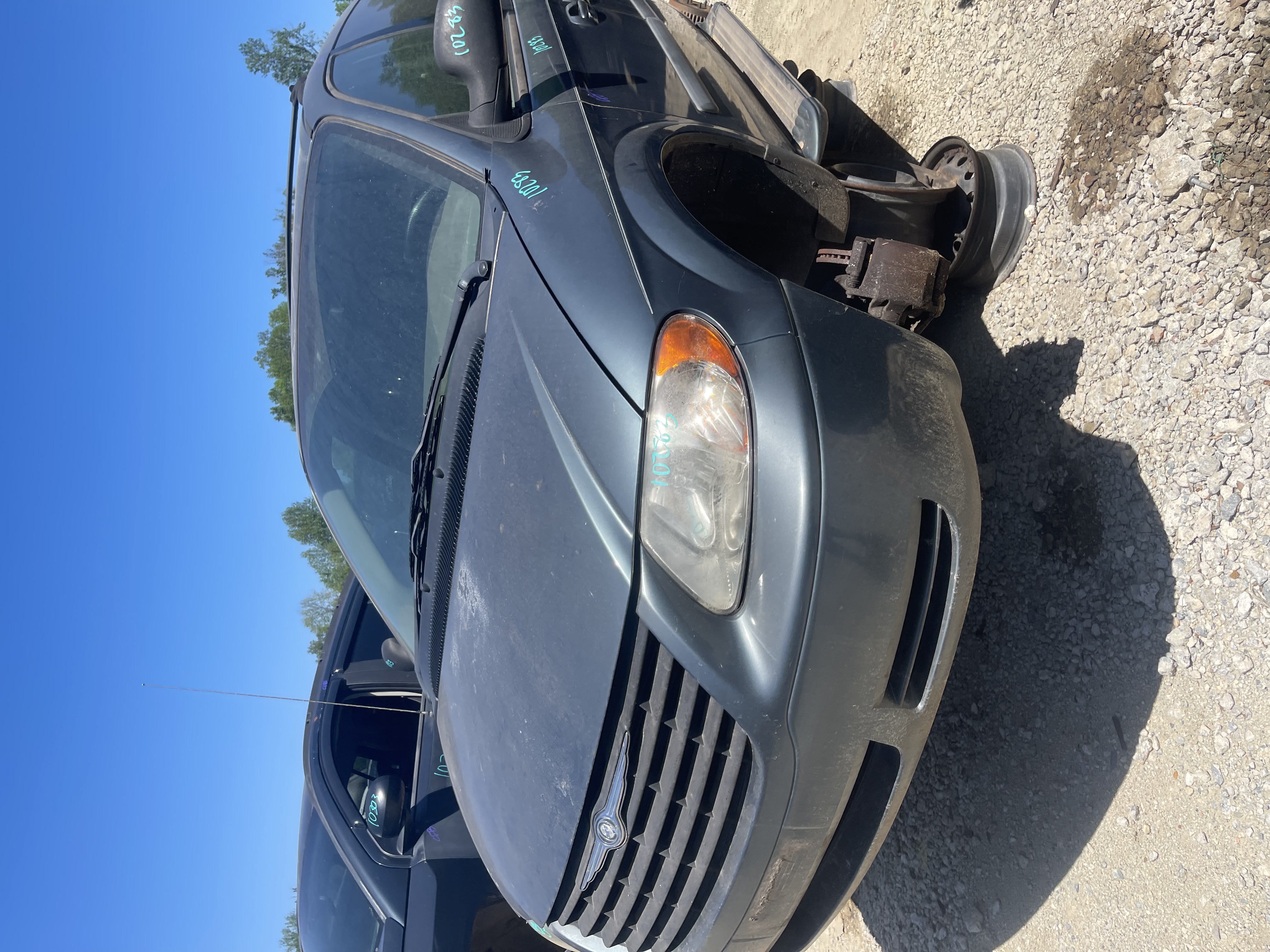 2005 CHRYSLER Town and Country