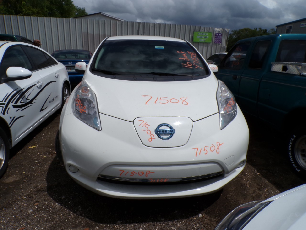 2016 NISSAN Leaf