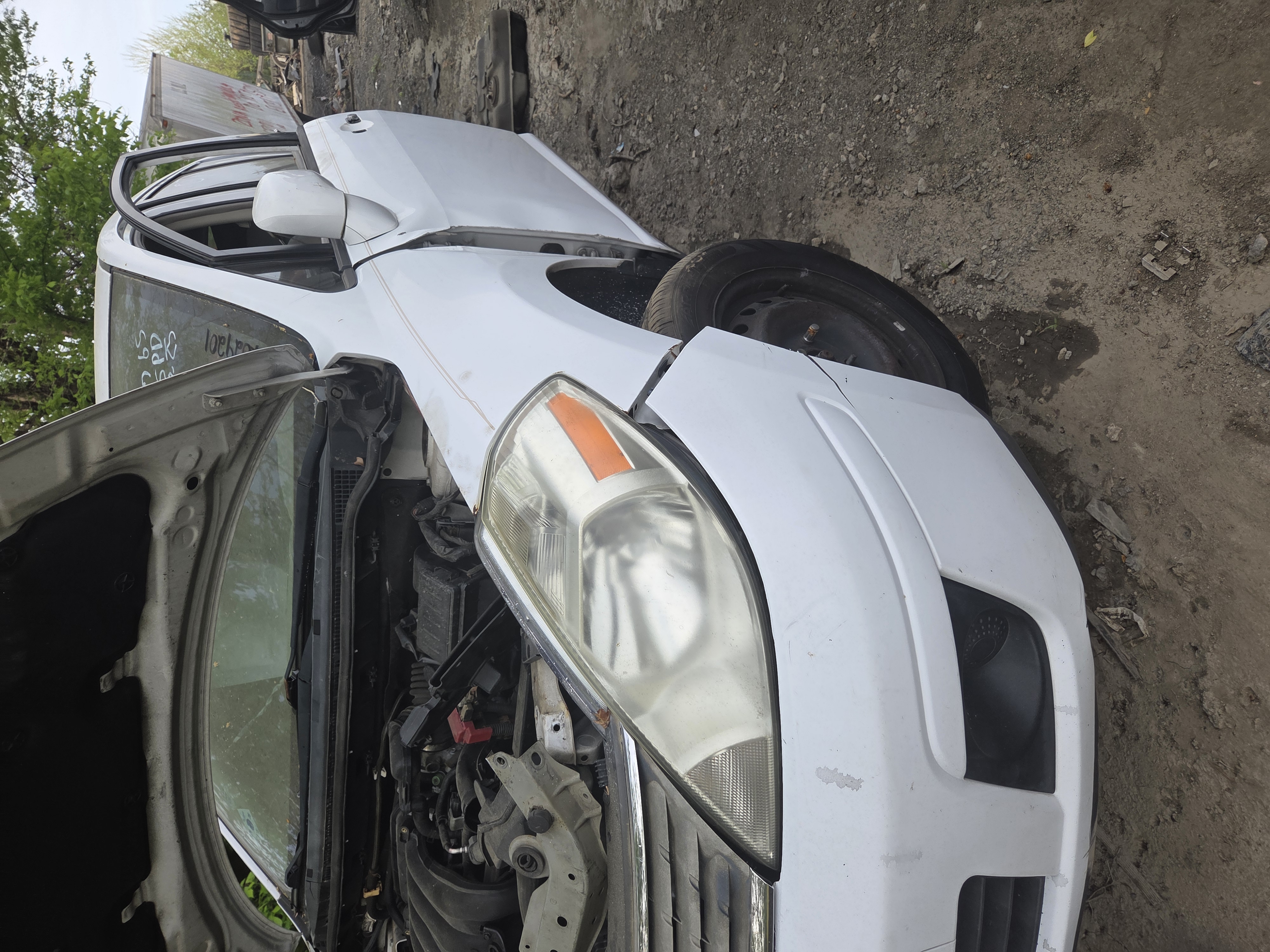 2008 NISSAN Versa