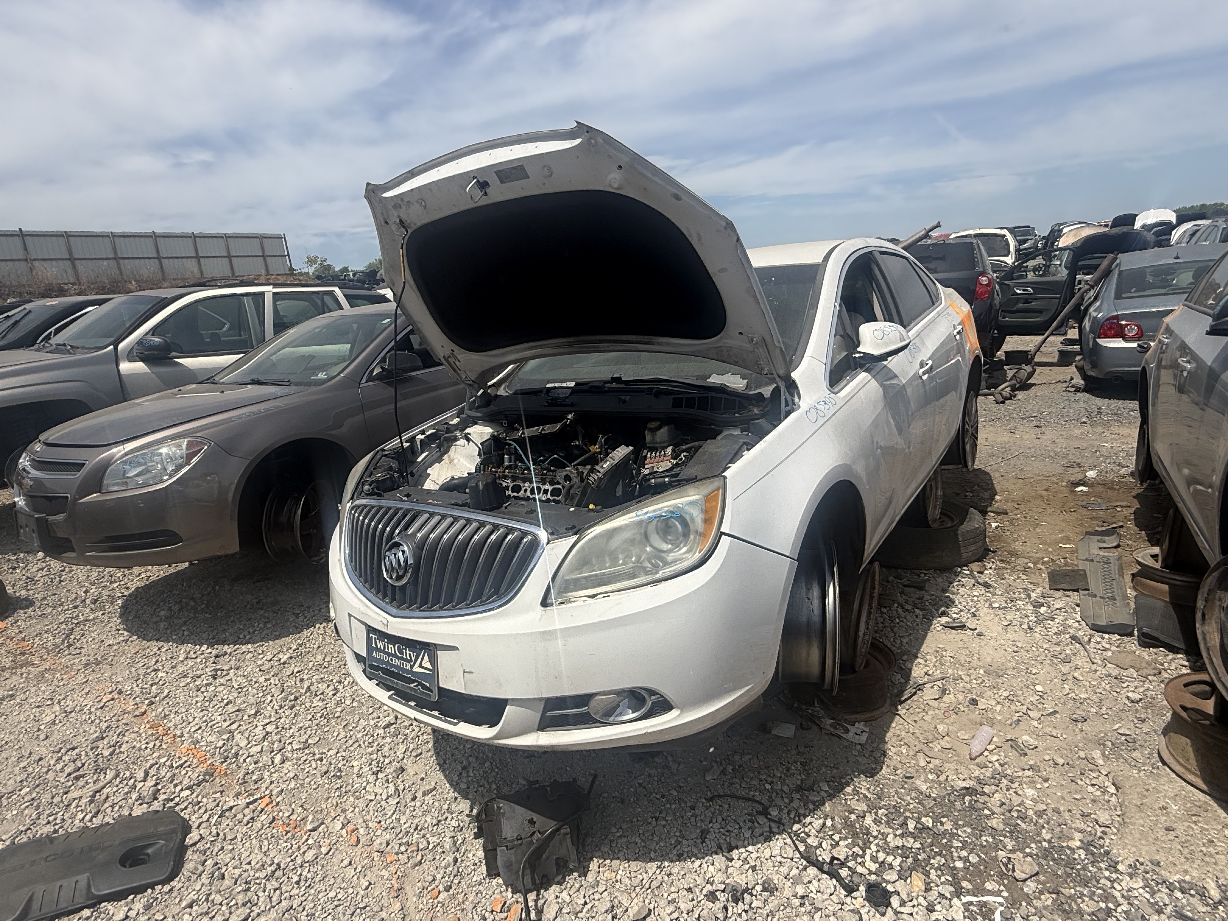 2012 BUICK Verano