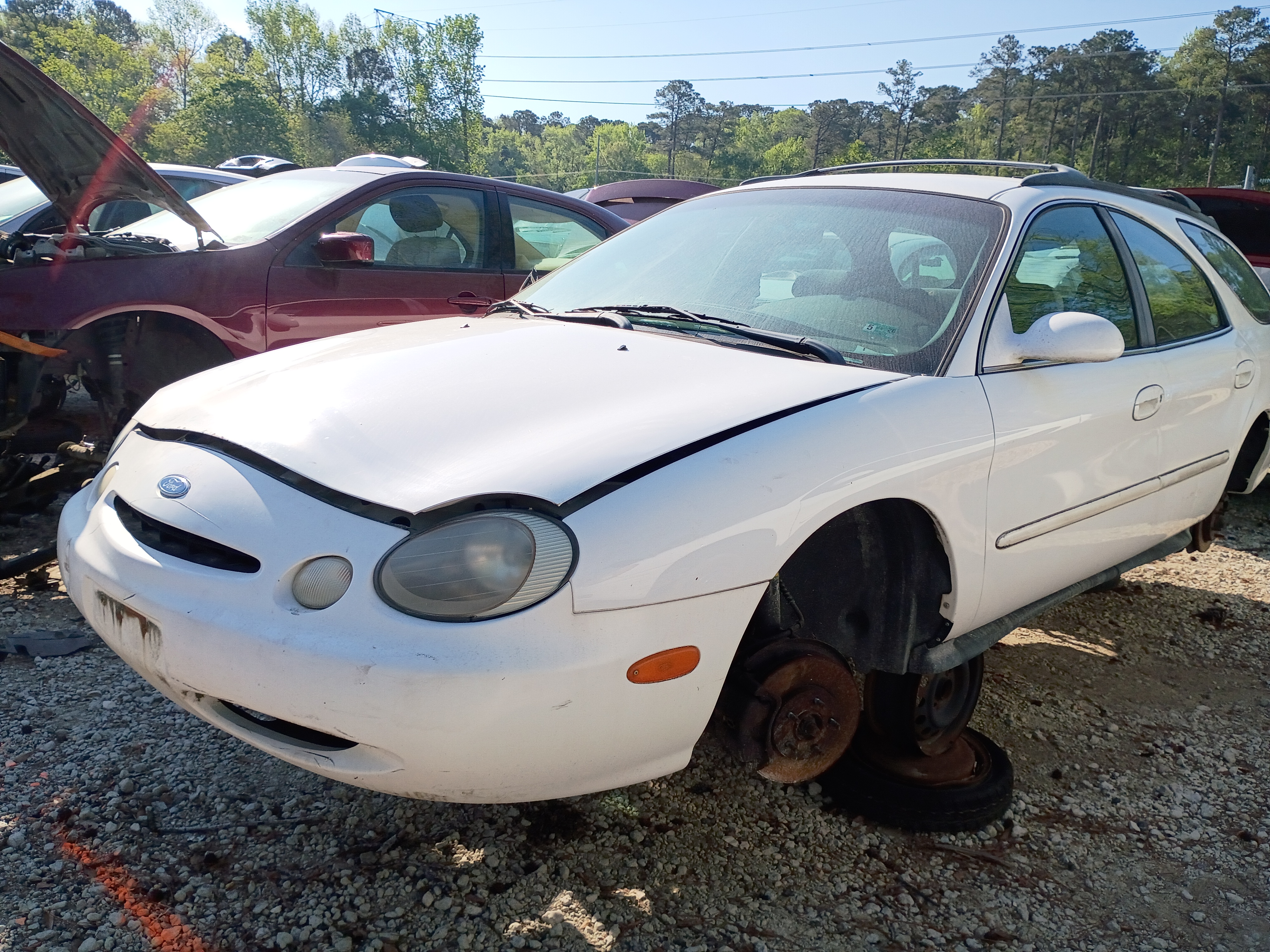 1996 FORD Taurus