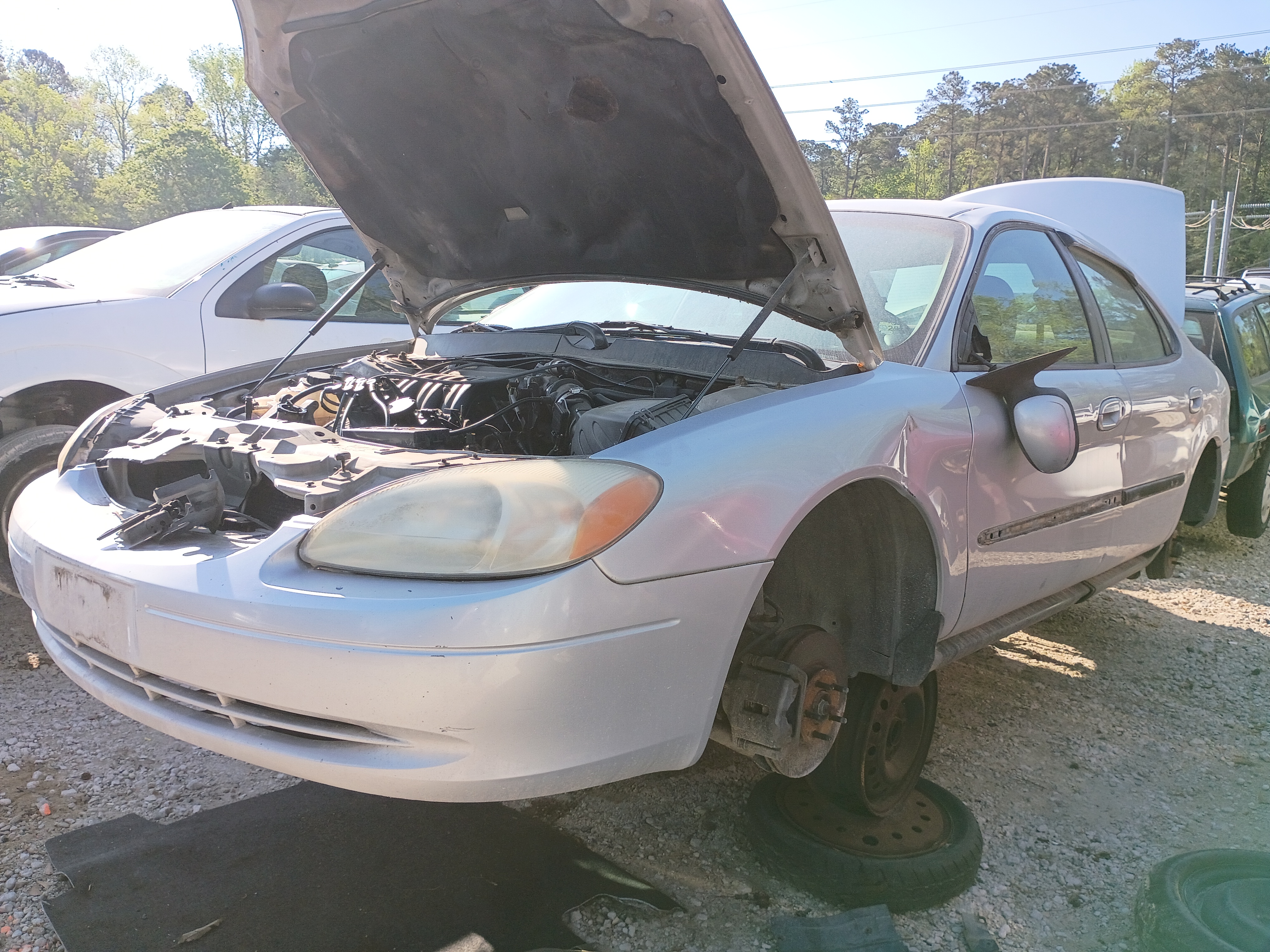 2001 FORD Taurus