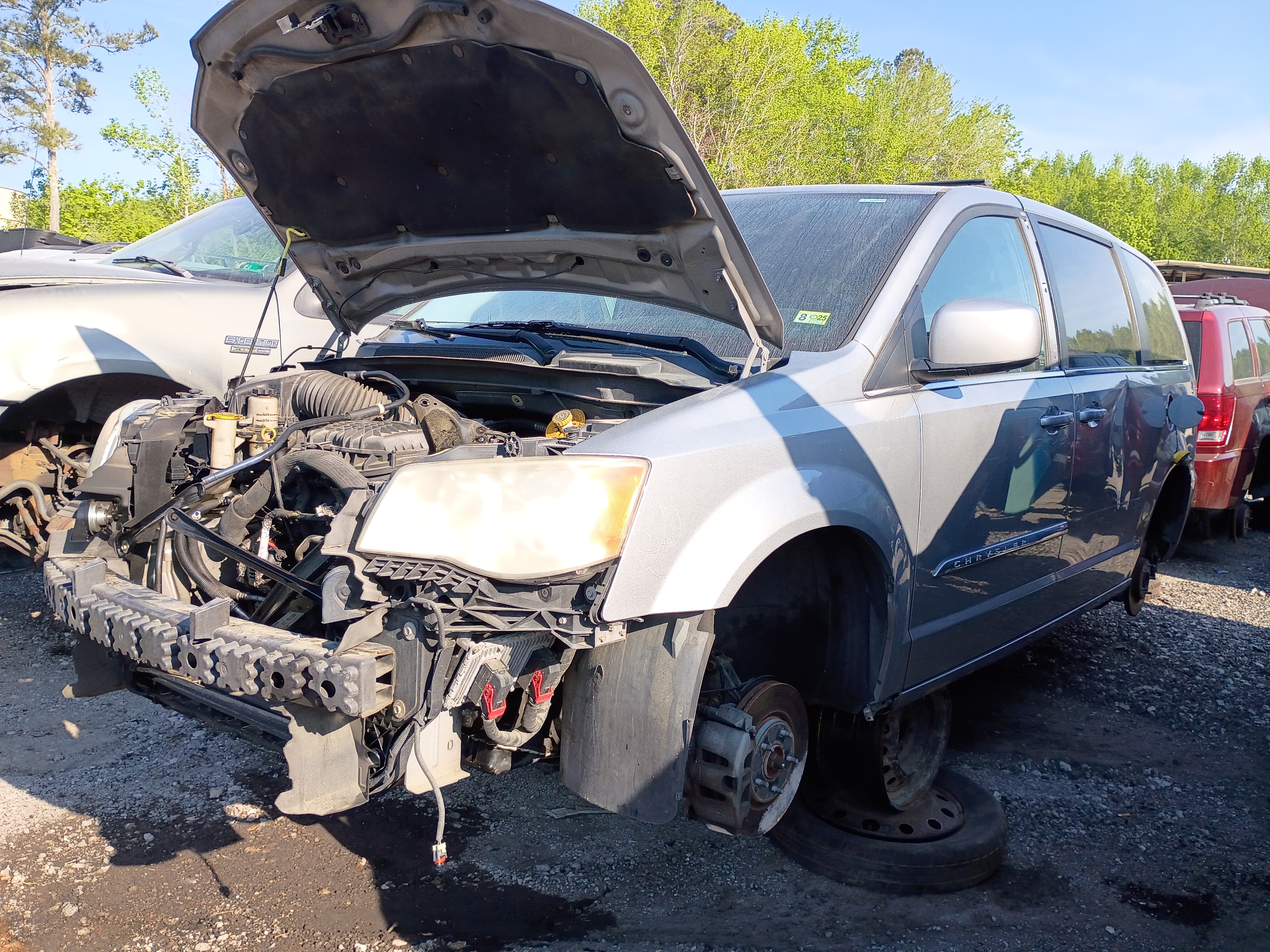2014 CHRYSLER Town and Country