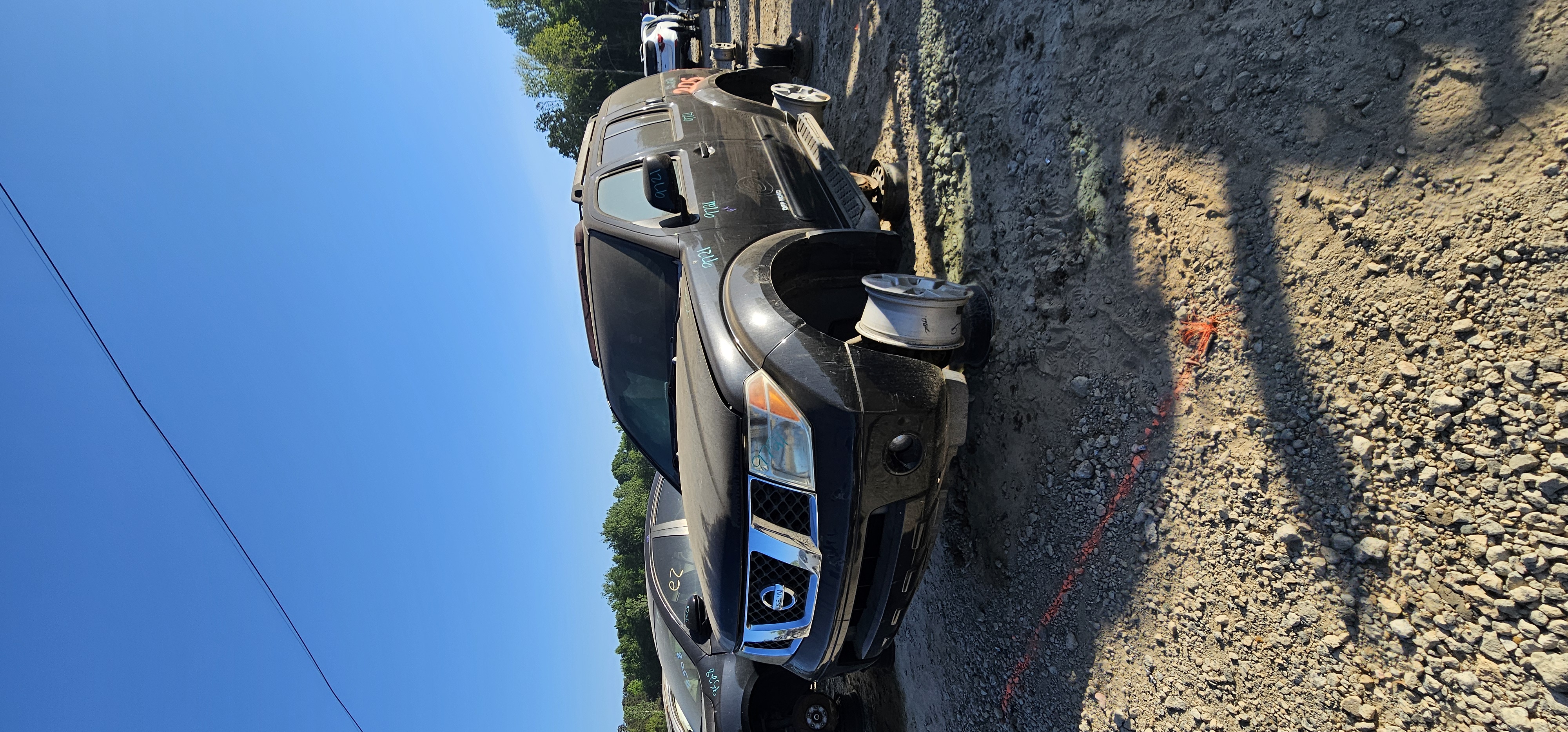 2005 NISSAN Pathfinder