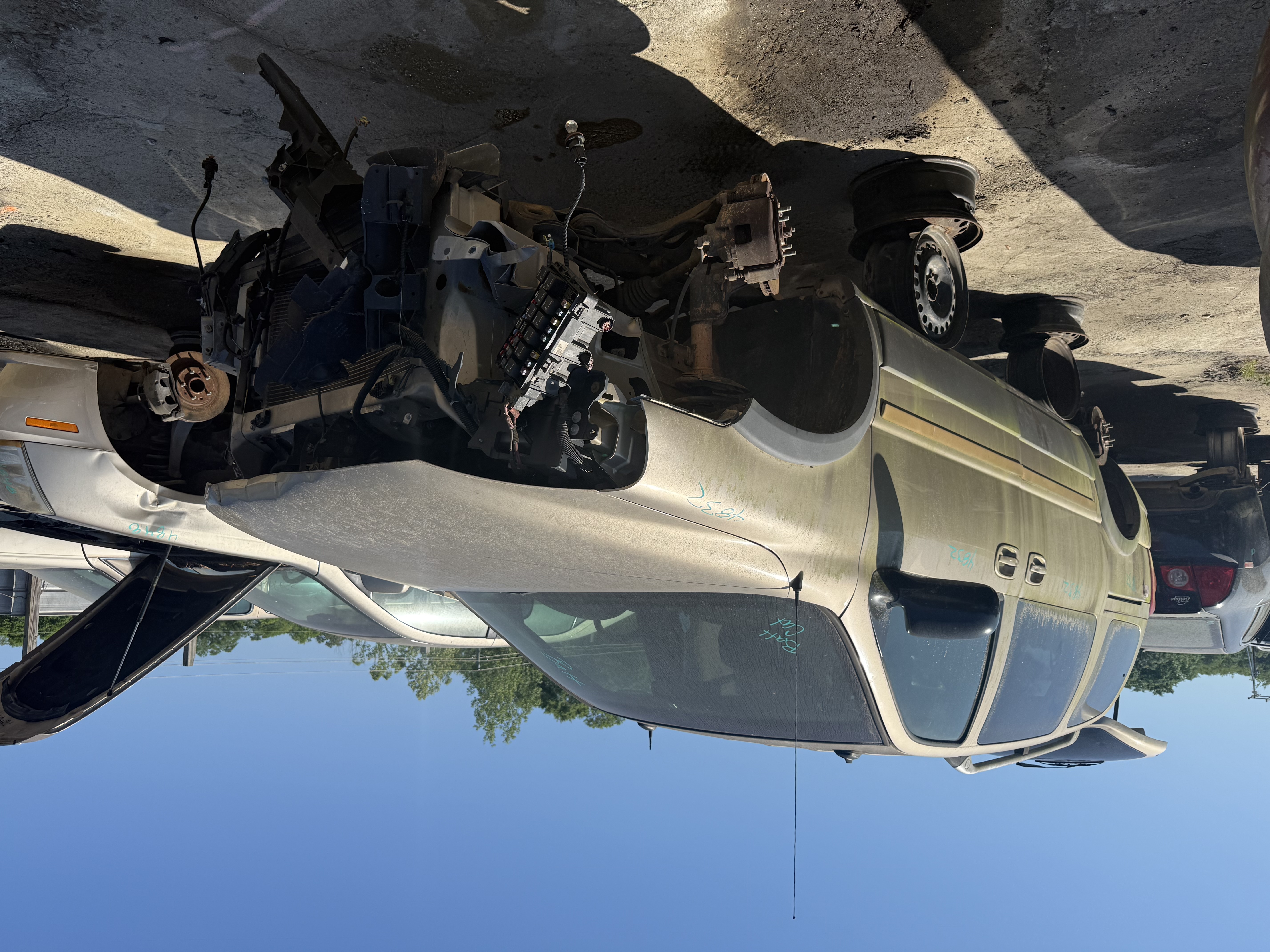 2005 PONTIAC Montana Sv6