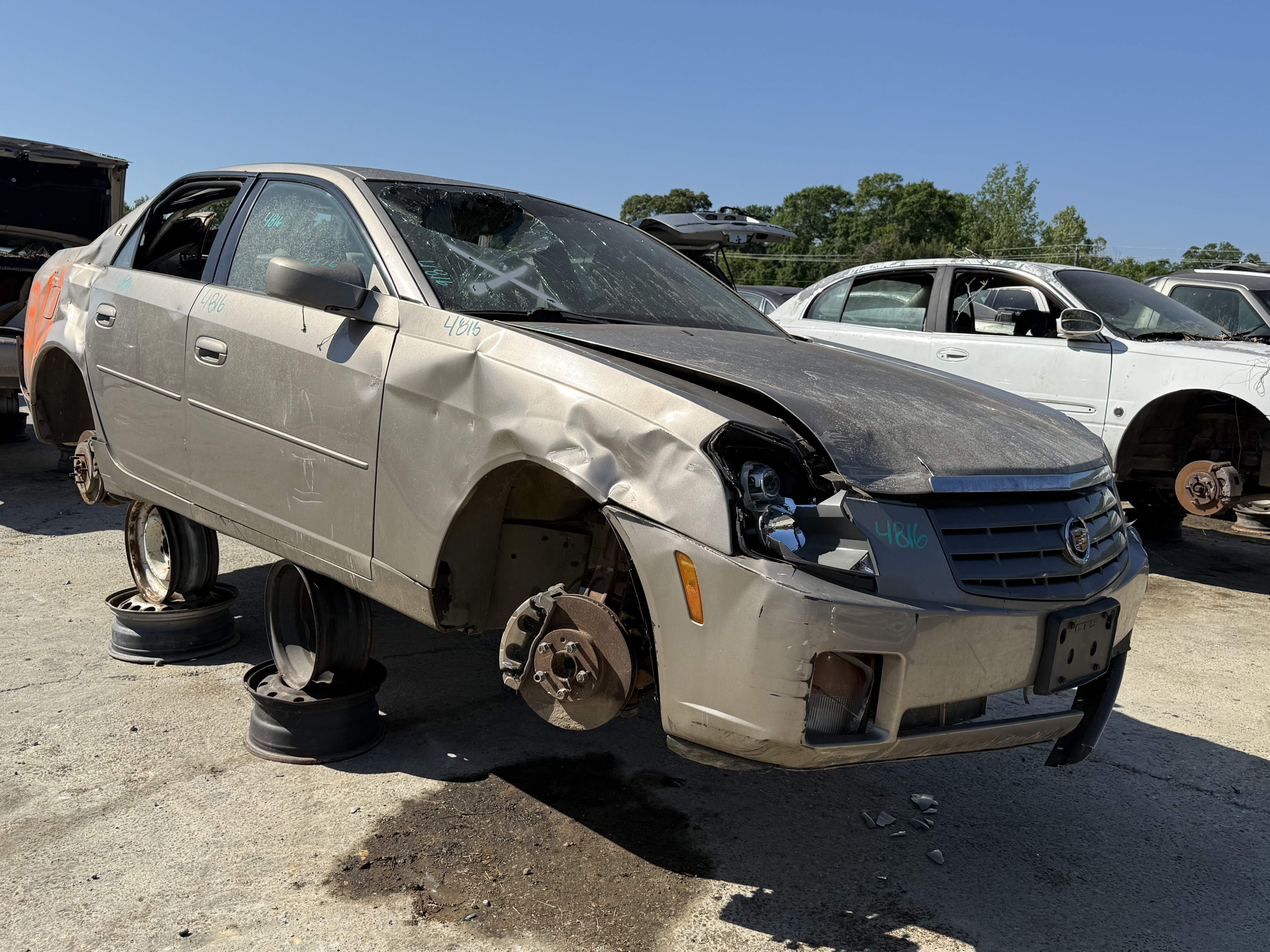 2004 CADILLAC Cts