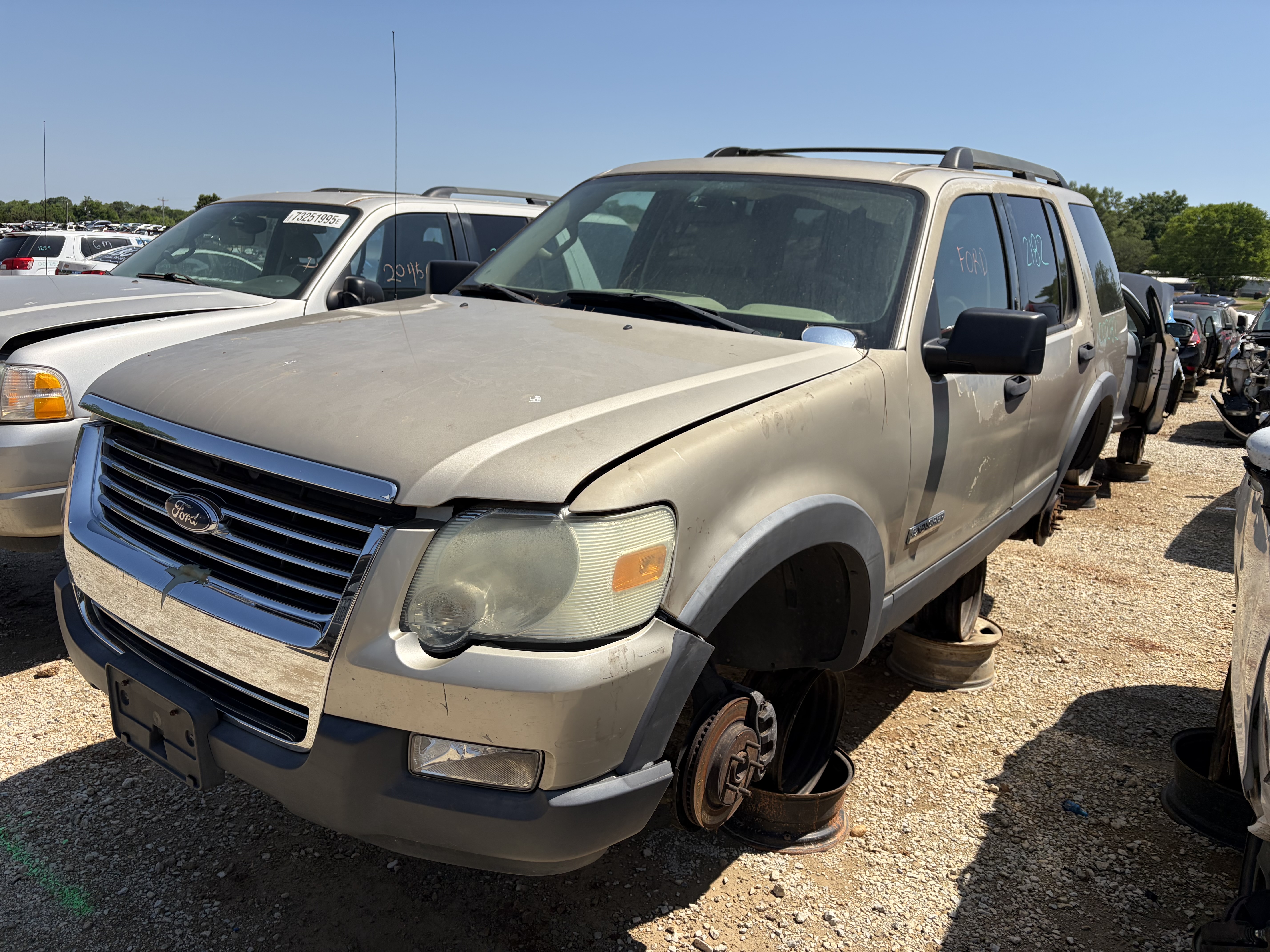 2006 FORD Explorer