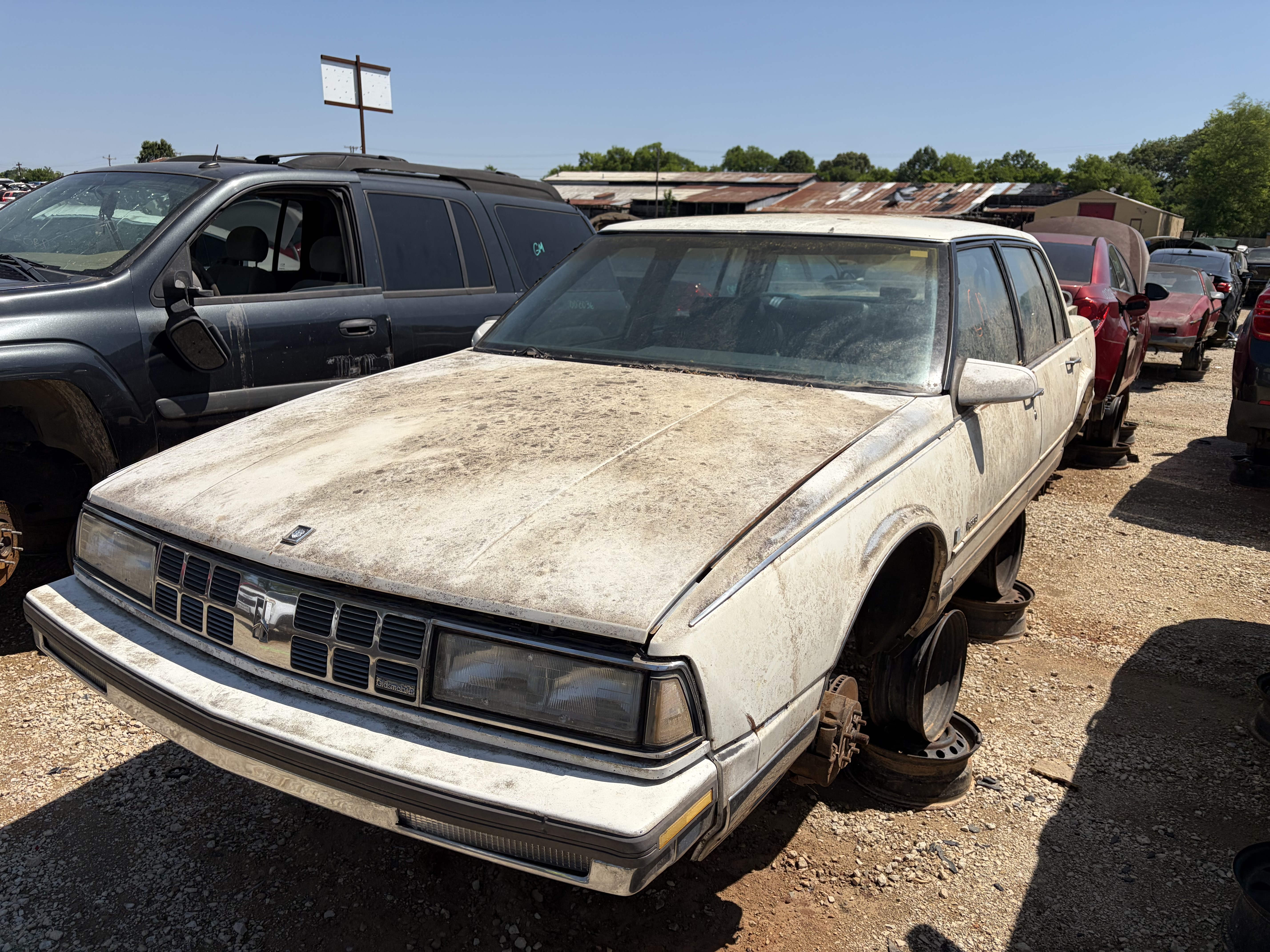 1990 OLDSMOBILE Ninety Eight (98)