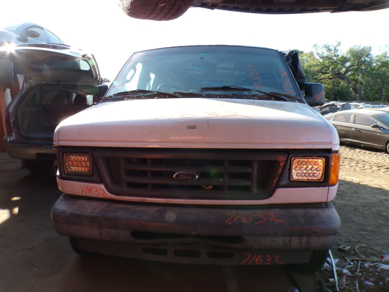 2005 FORD E-250