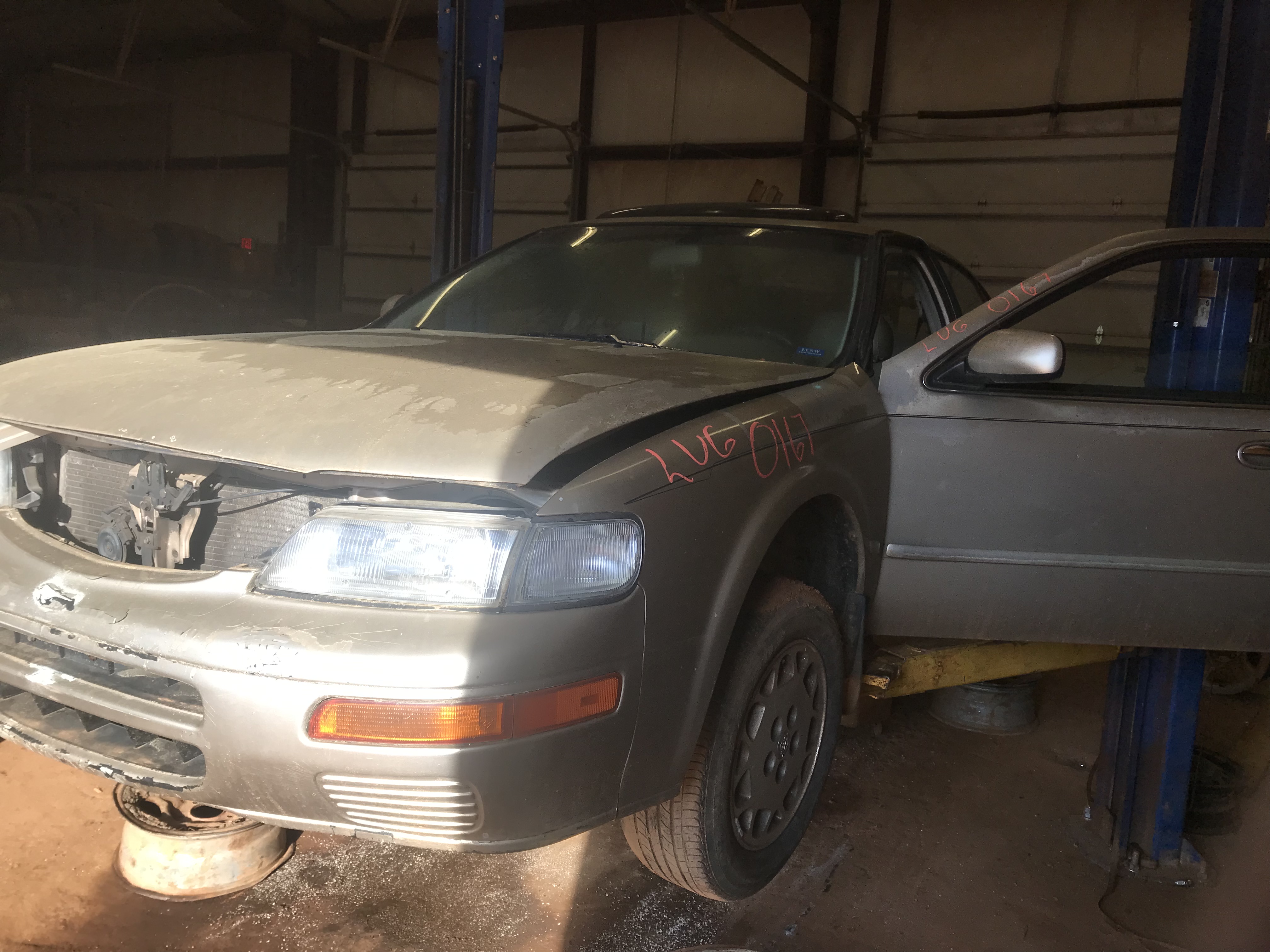 1996 NISSAN Maxima