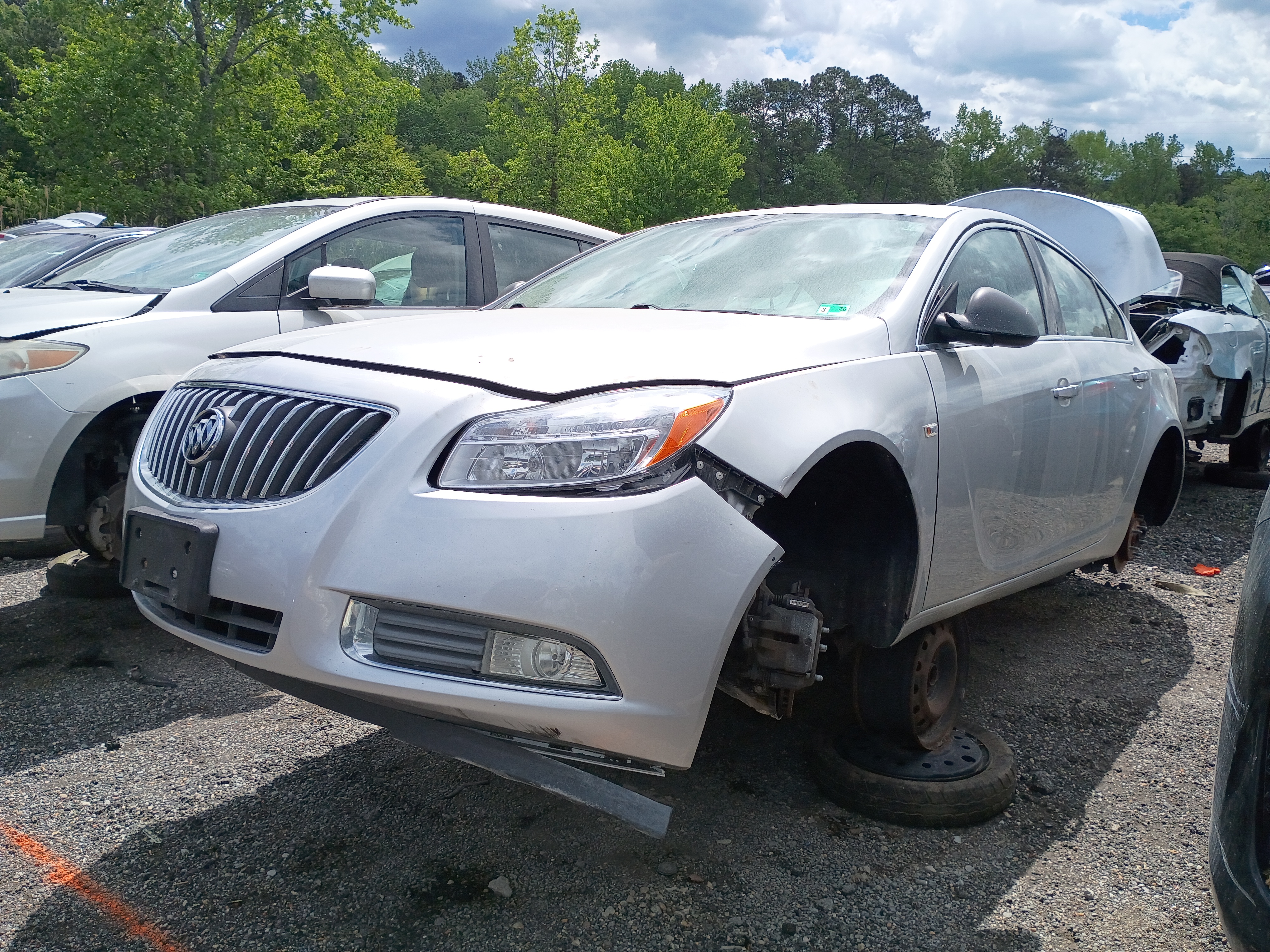 2011 BUICK Regal
