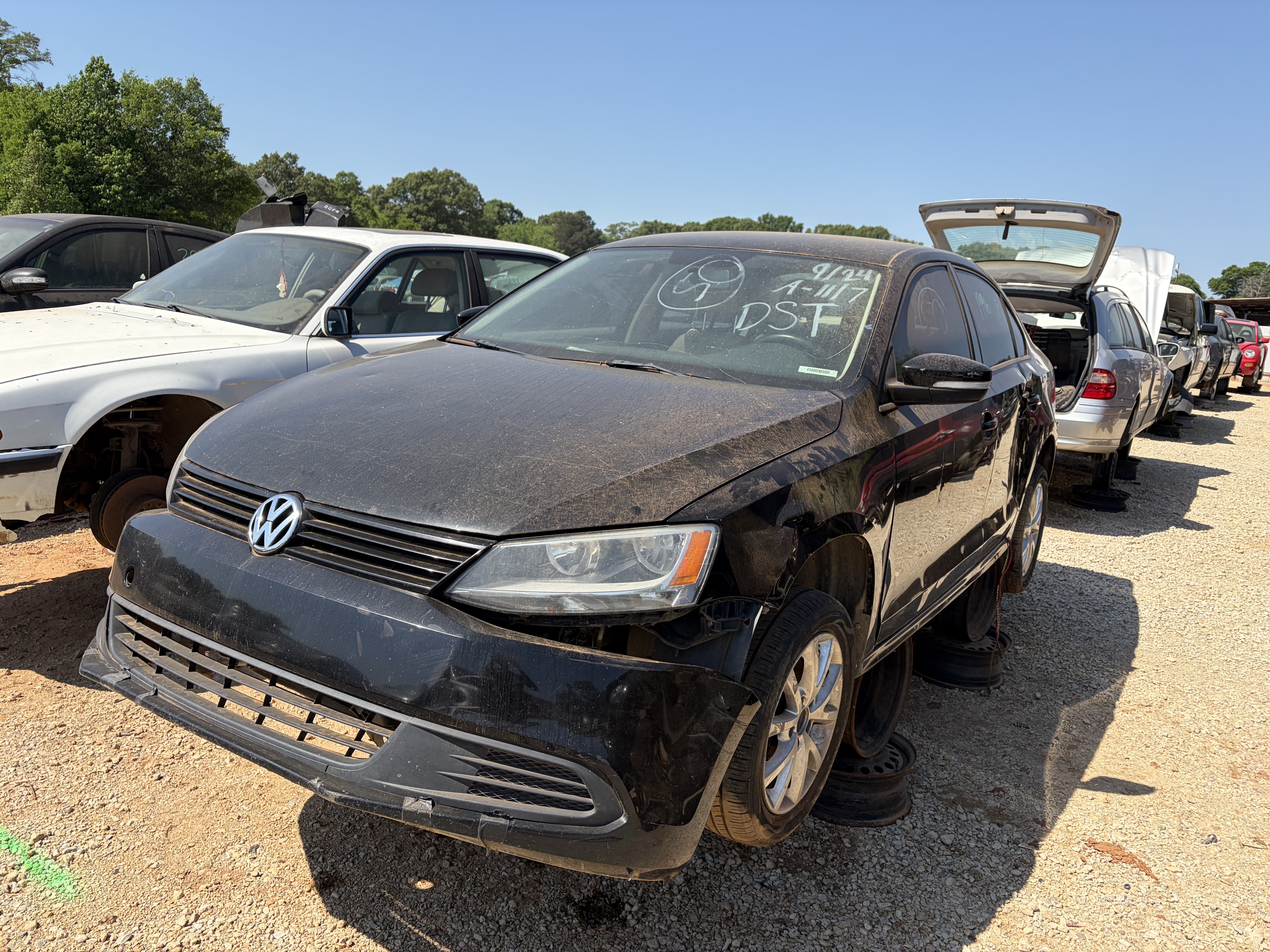 2011 VOLKSWAGEN Jetta