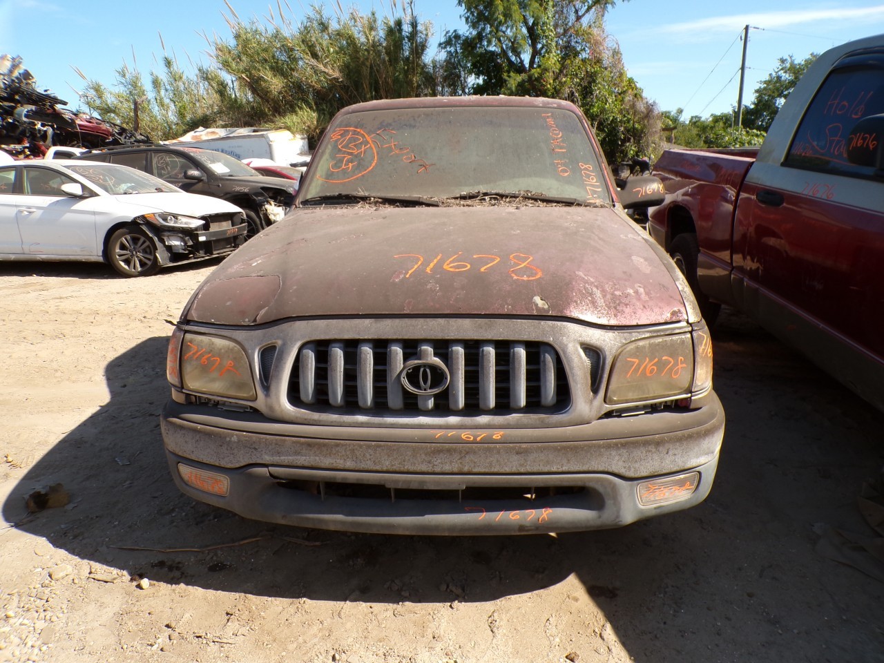 2004 TOYOTA Tacoma