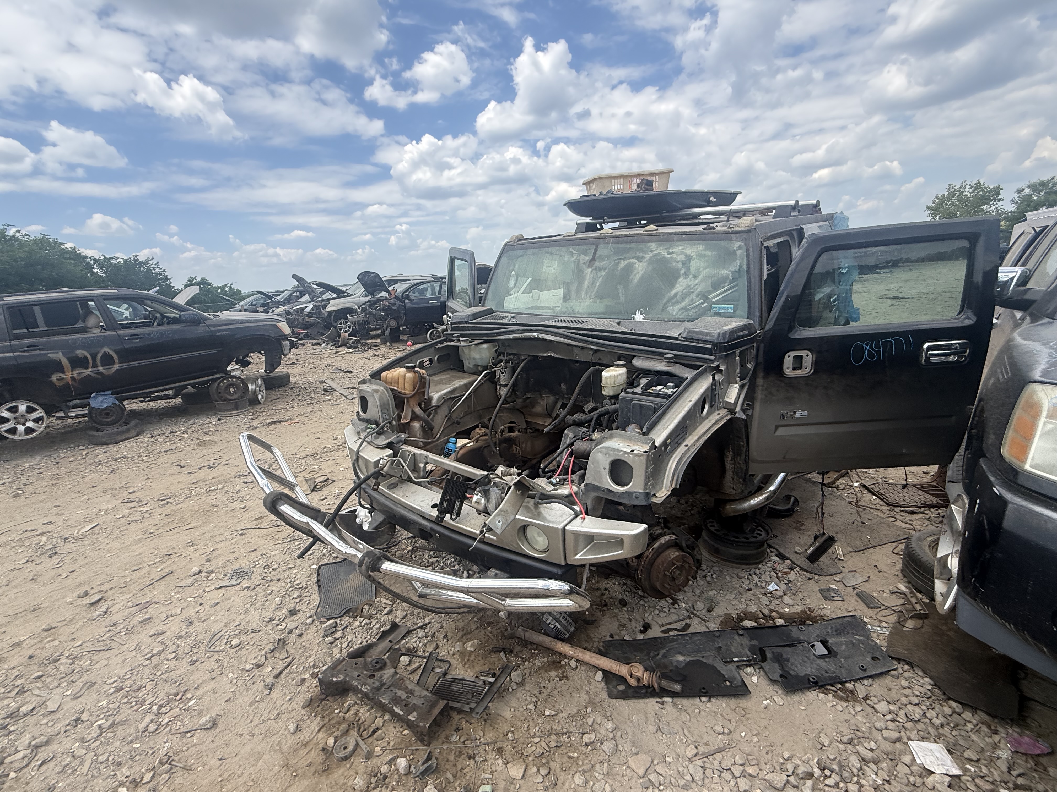 2004 HUMMER H2