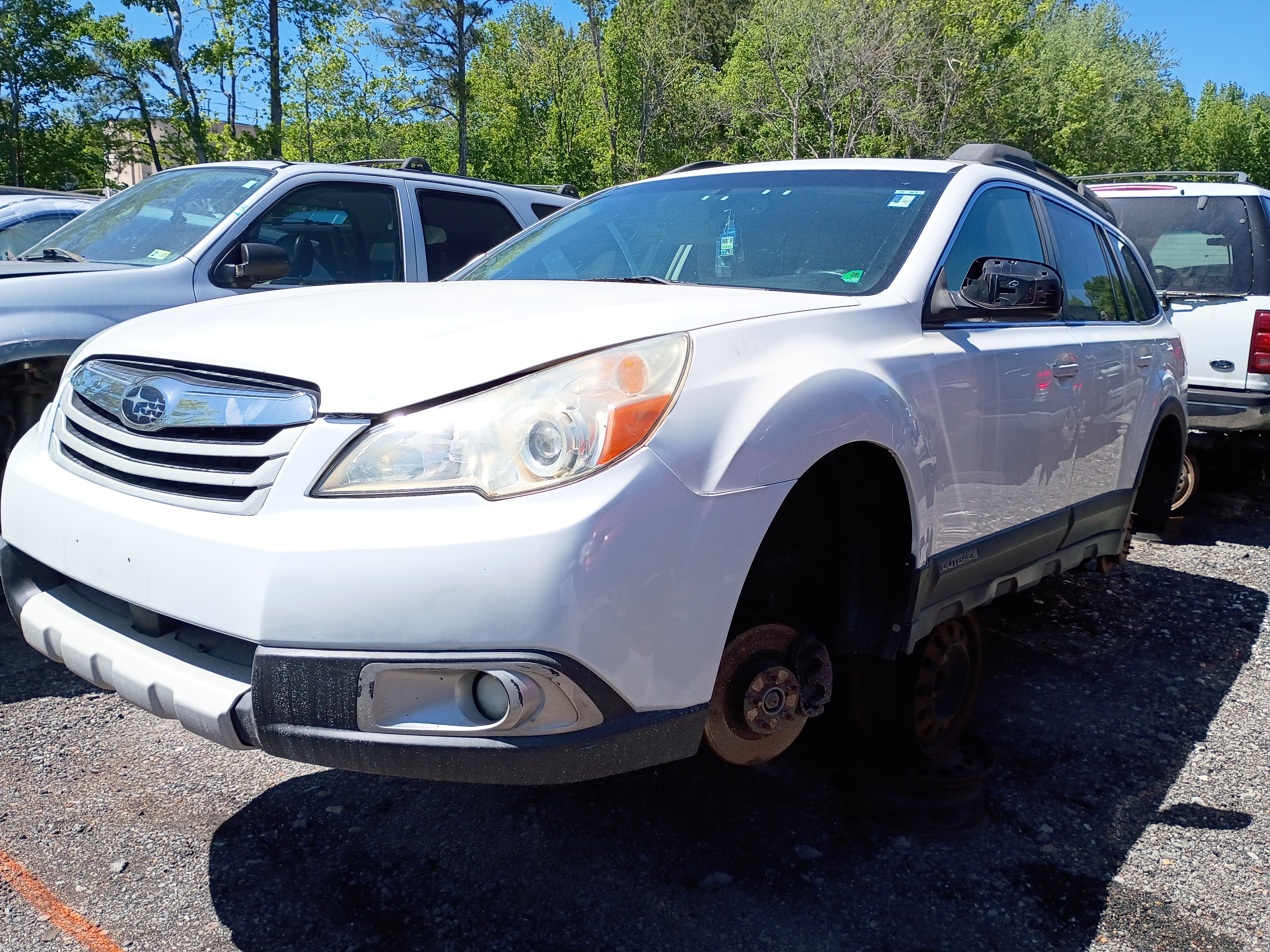 2011 SUBARU Outback