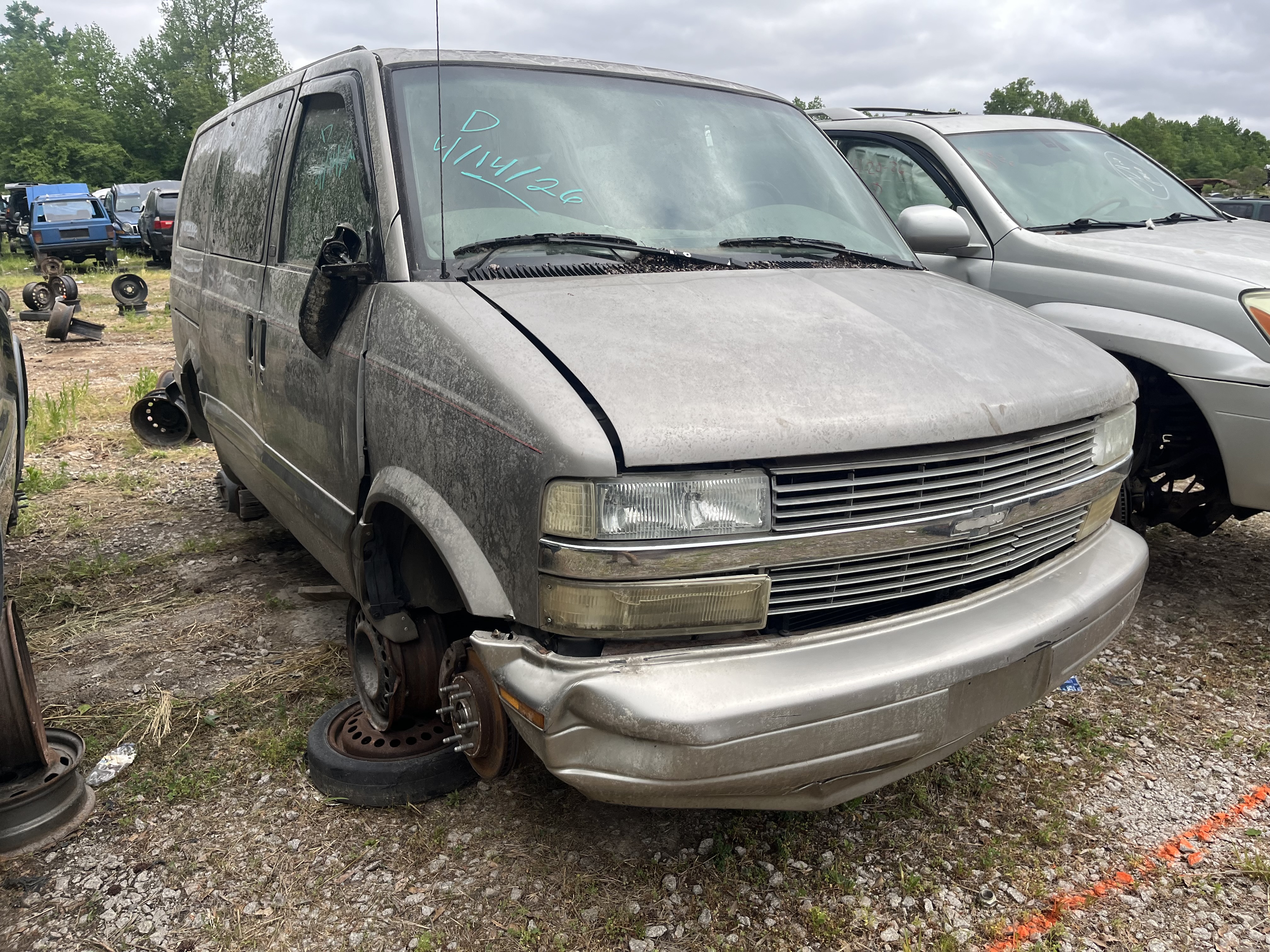 2004 CHEVROLET Astro Van