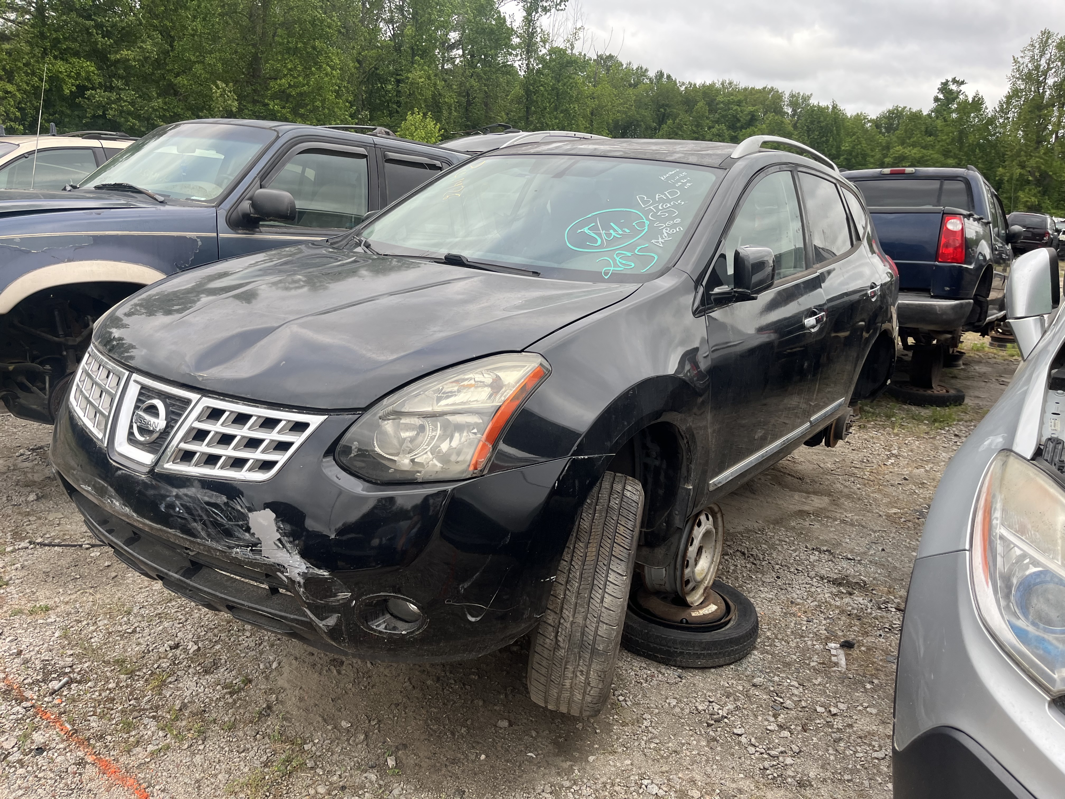 2015 NISSAN Rogue