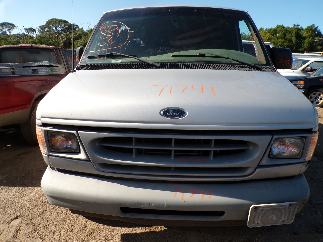 2002 FORD E-150