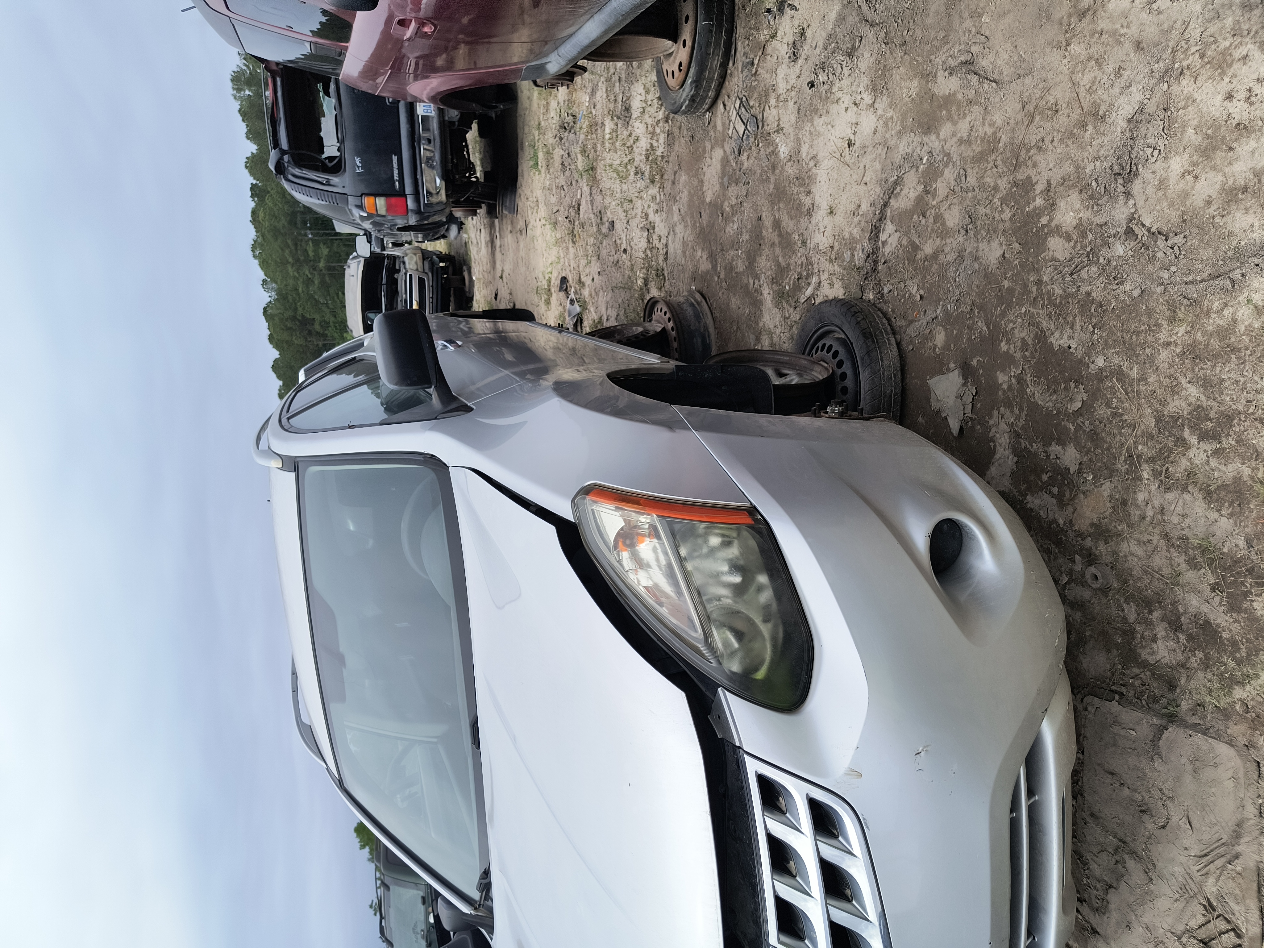 2015 NISSAN Rogue