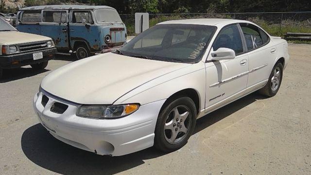 2002 PONTIAC Grand Prix