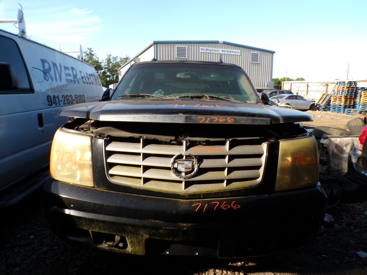 2003 CADILLAC Escalade
