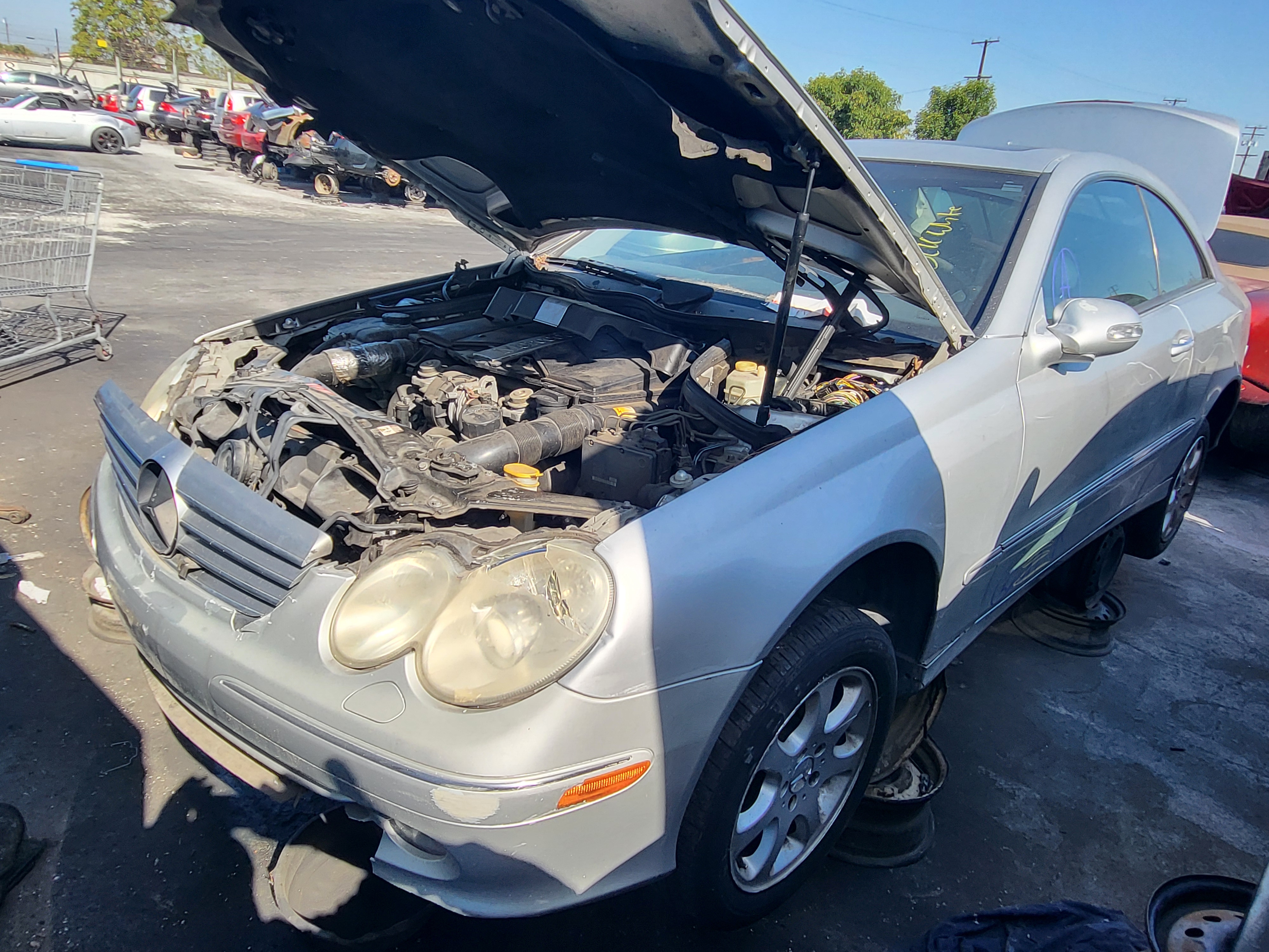 2004 MERCEDES-BENZ Clk-Class