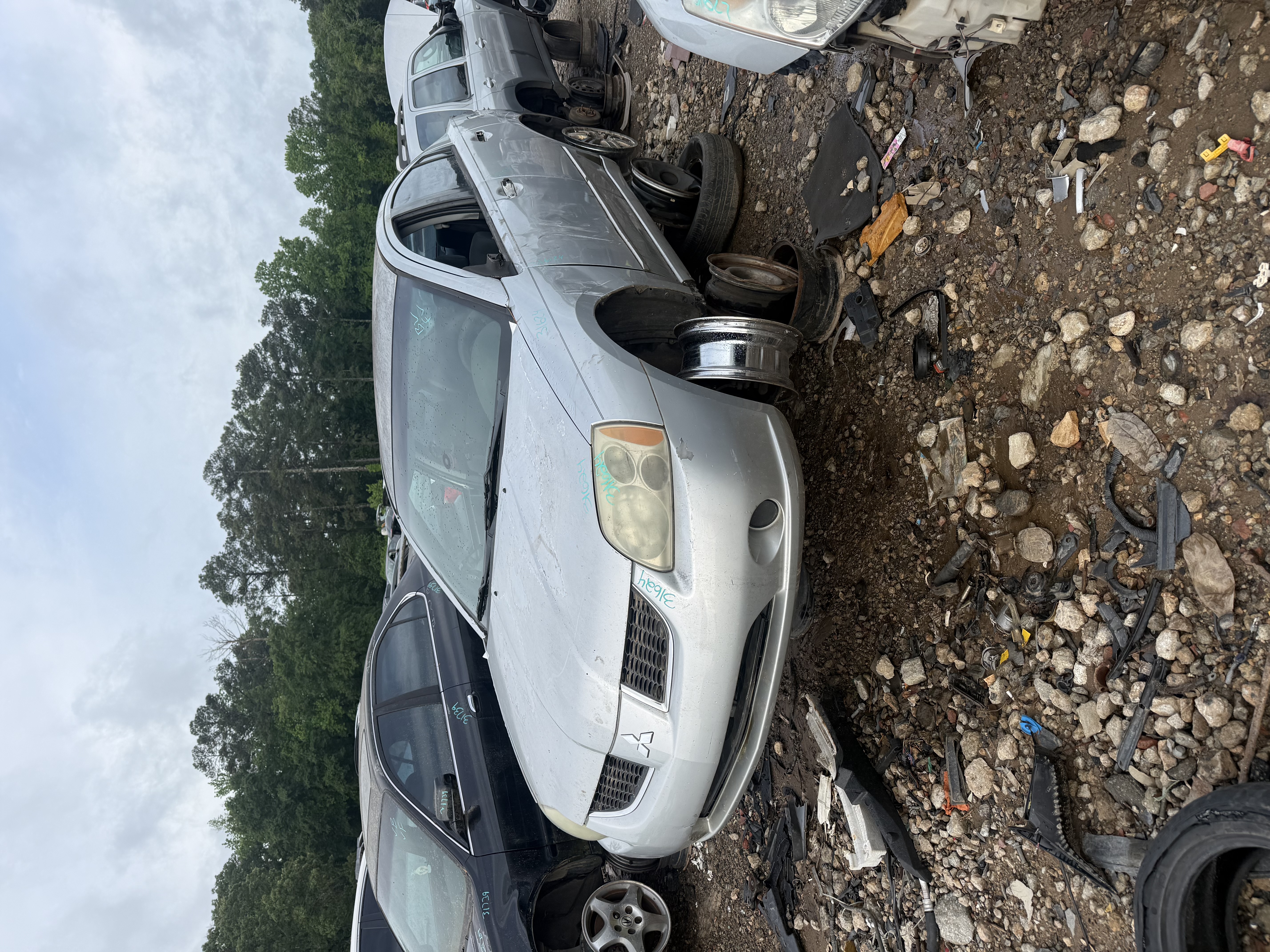 2005 MITSUBISHI Galant