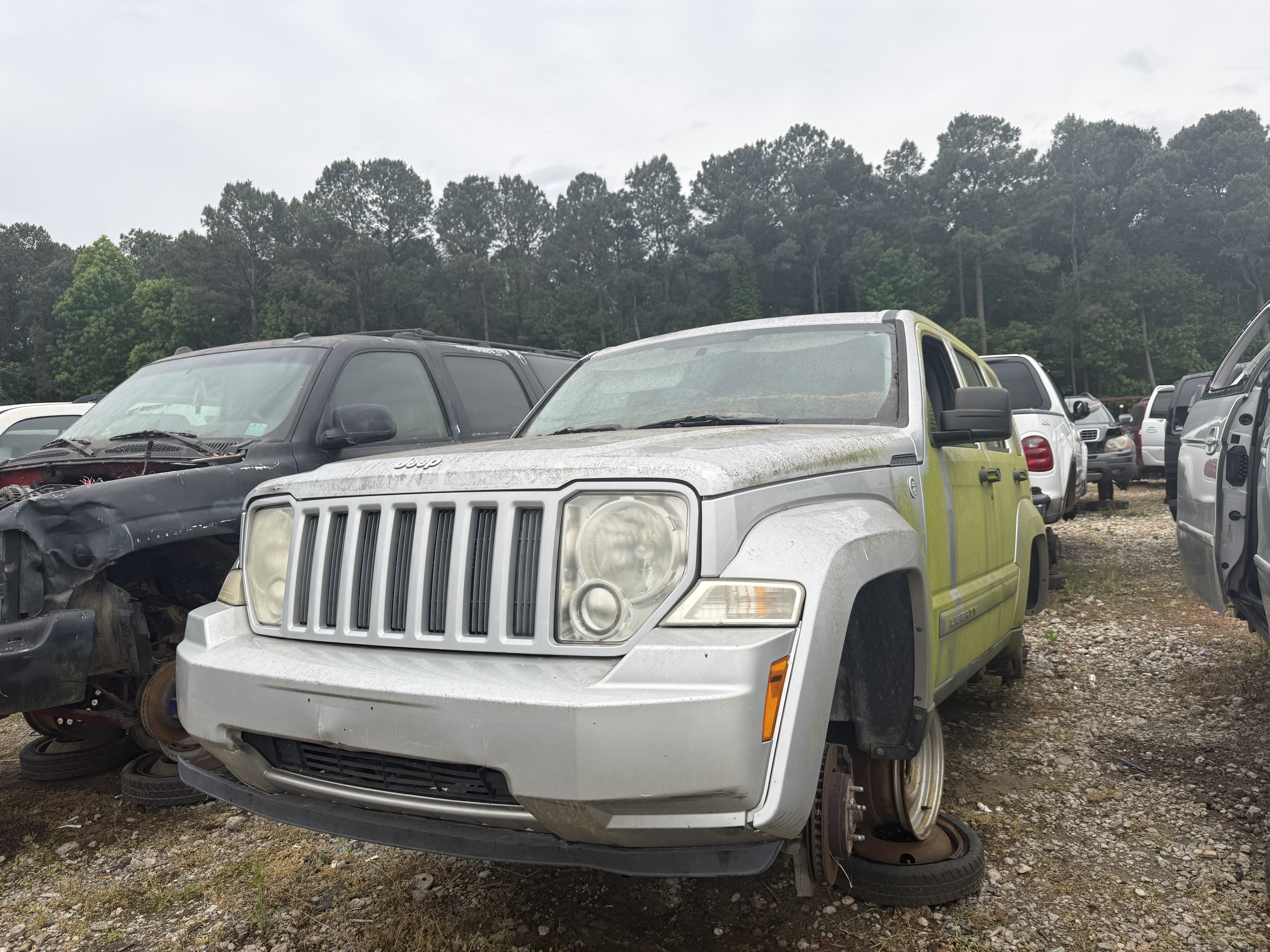2011 JEEP Liberty