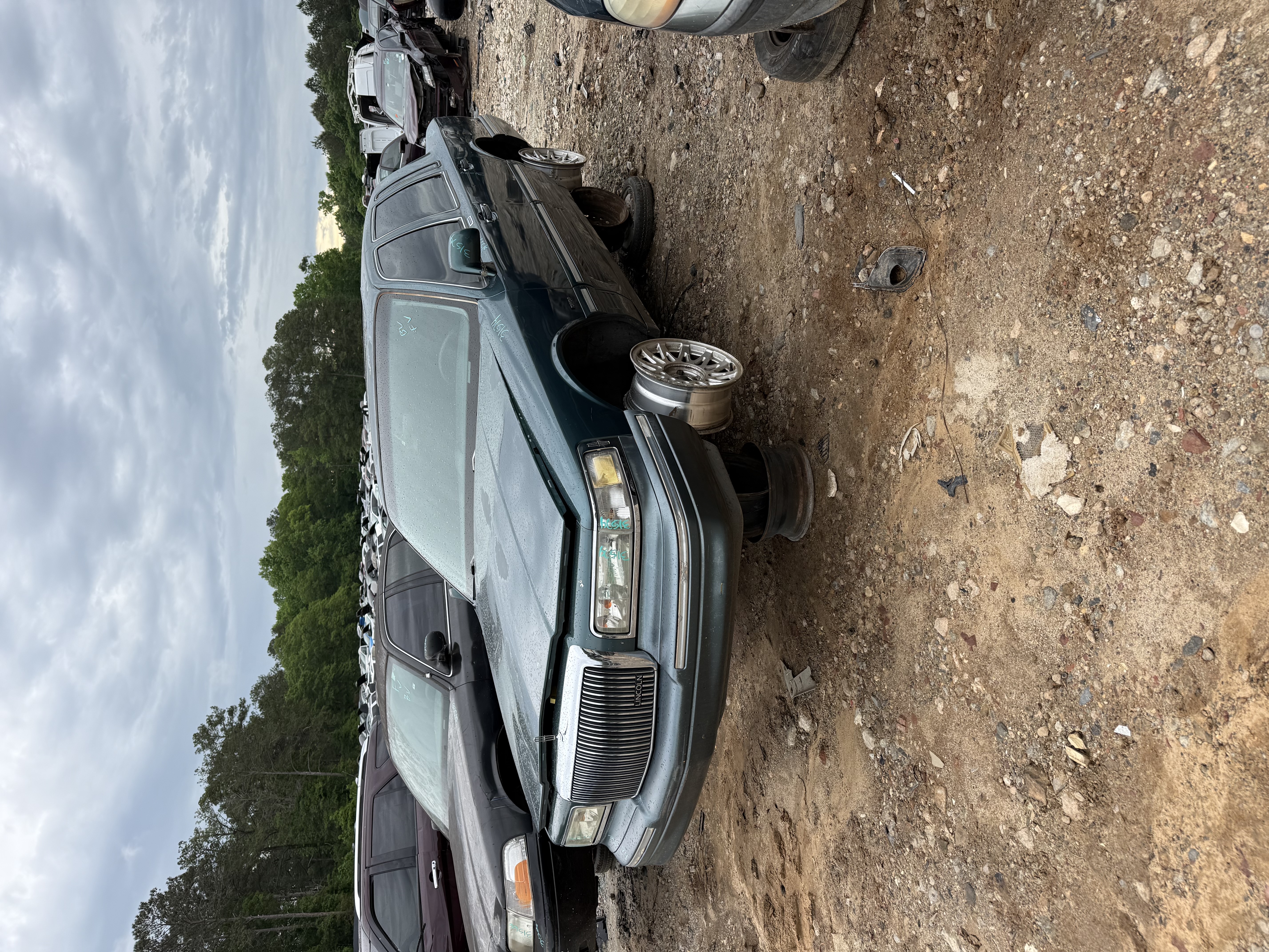 1995 LINCOLN Town Car