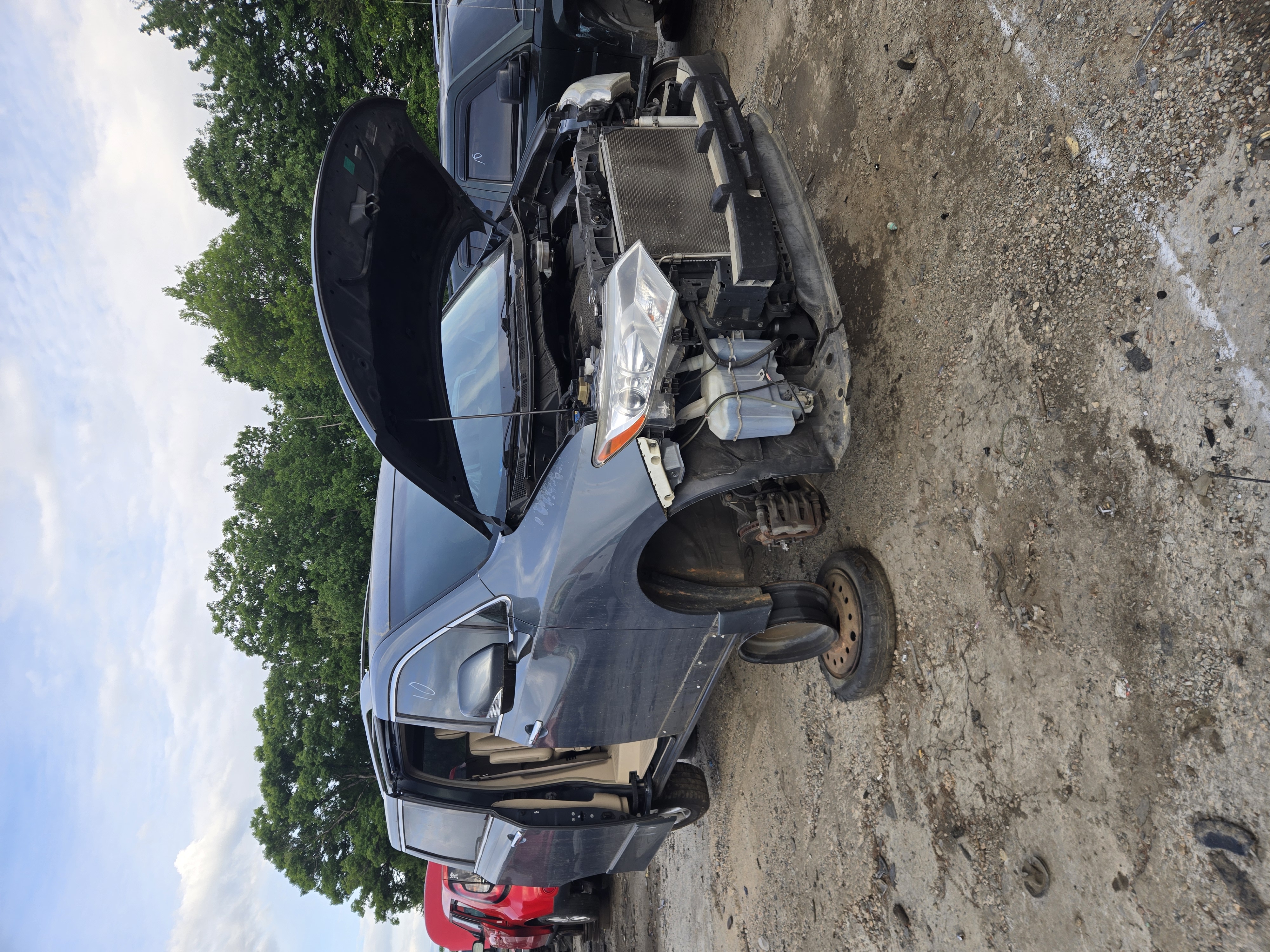 2011 NISSAN Quest