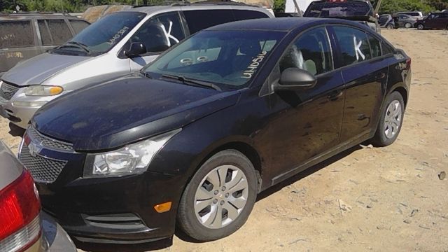 2013 CHEVROLET Cruze