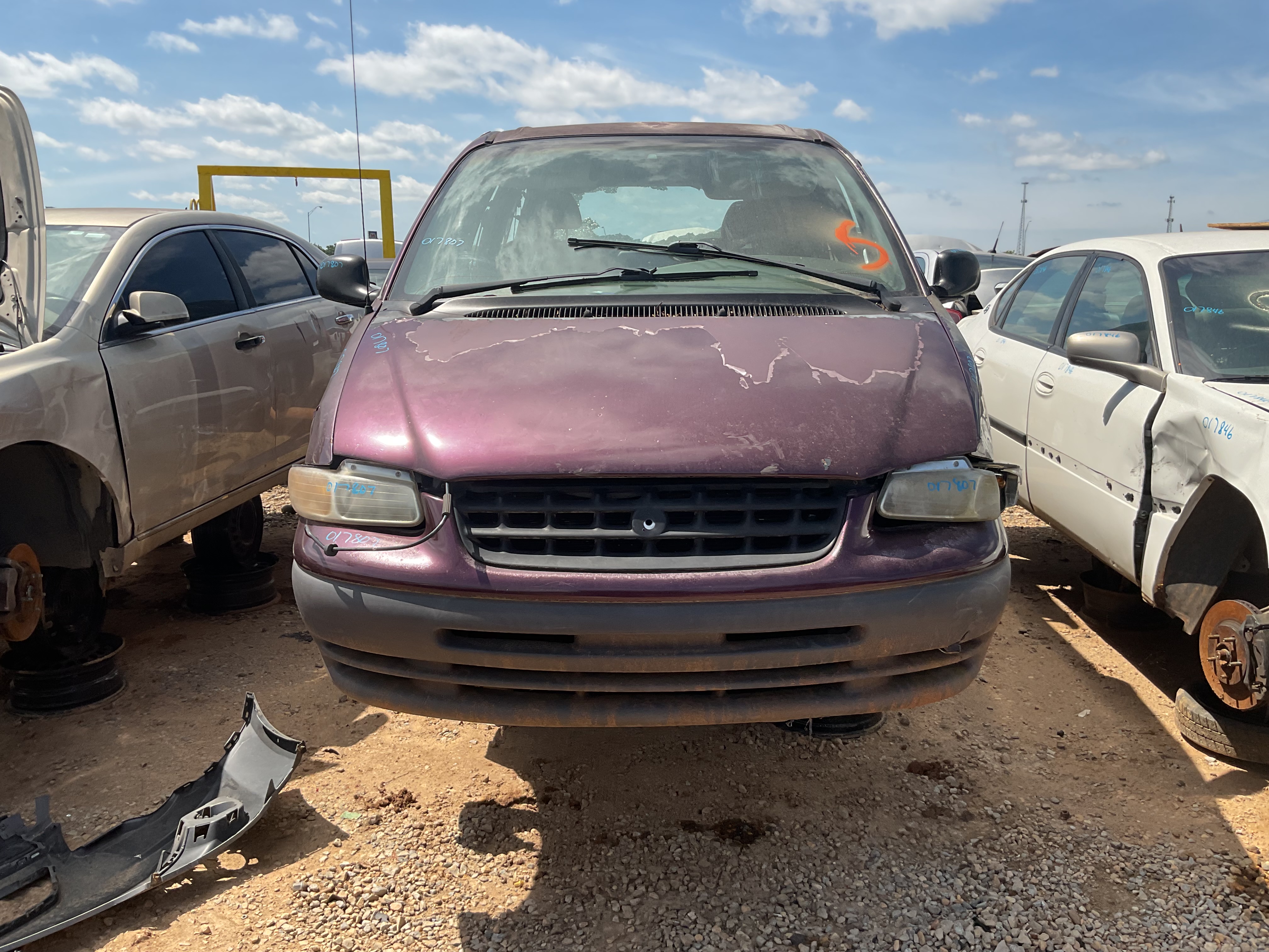 1998 PLYMOUTH Grand Voyager