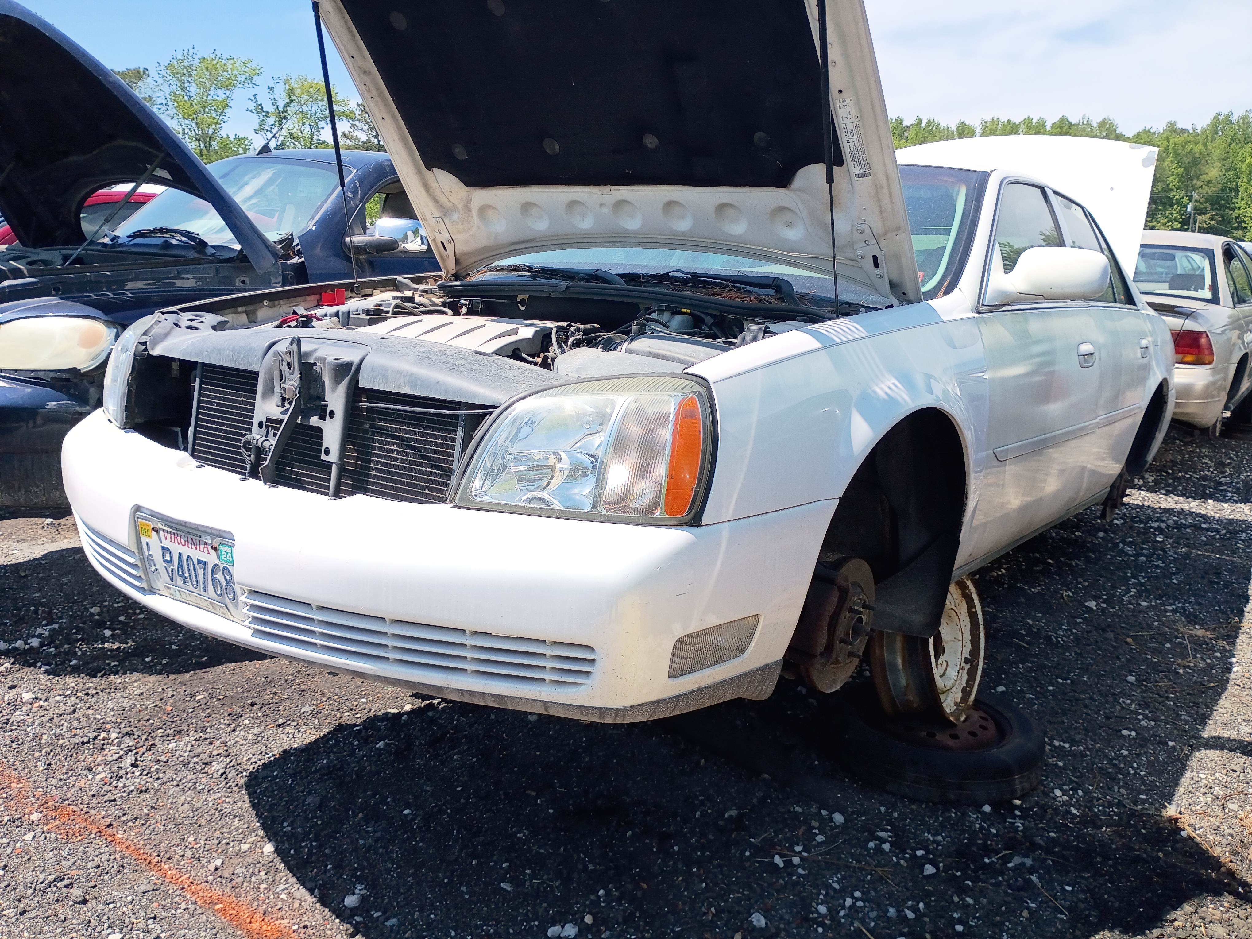 2005 CADILLAC Deville
