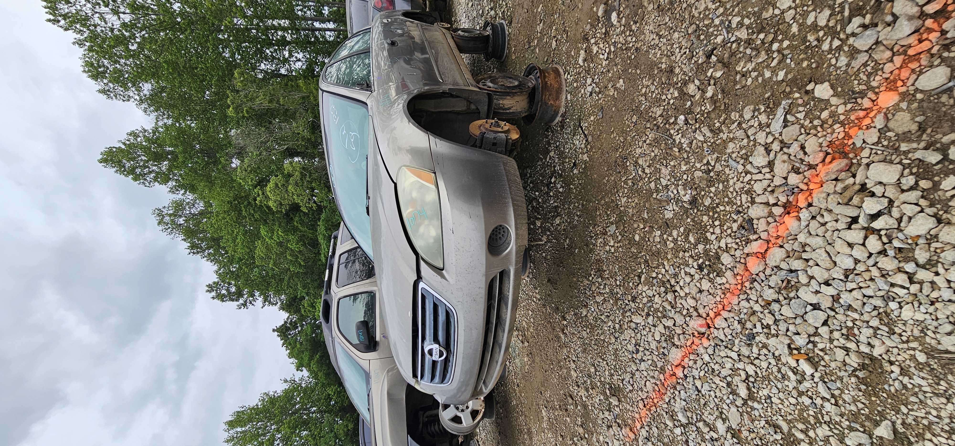 2004 NISSAN Altima