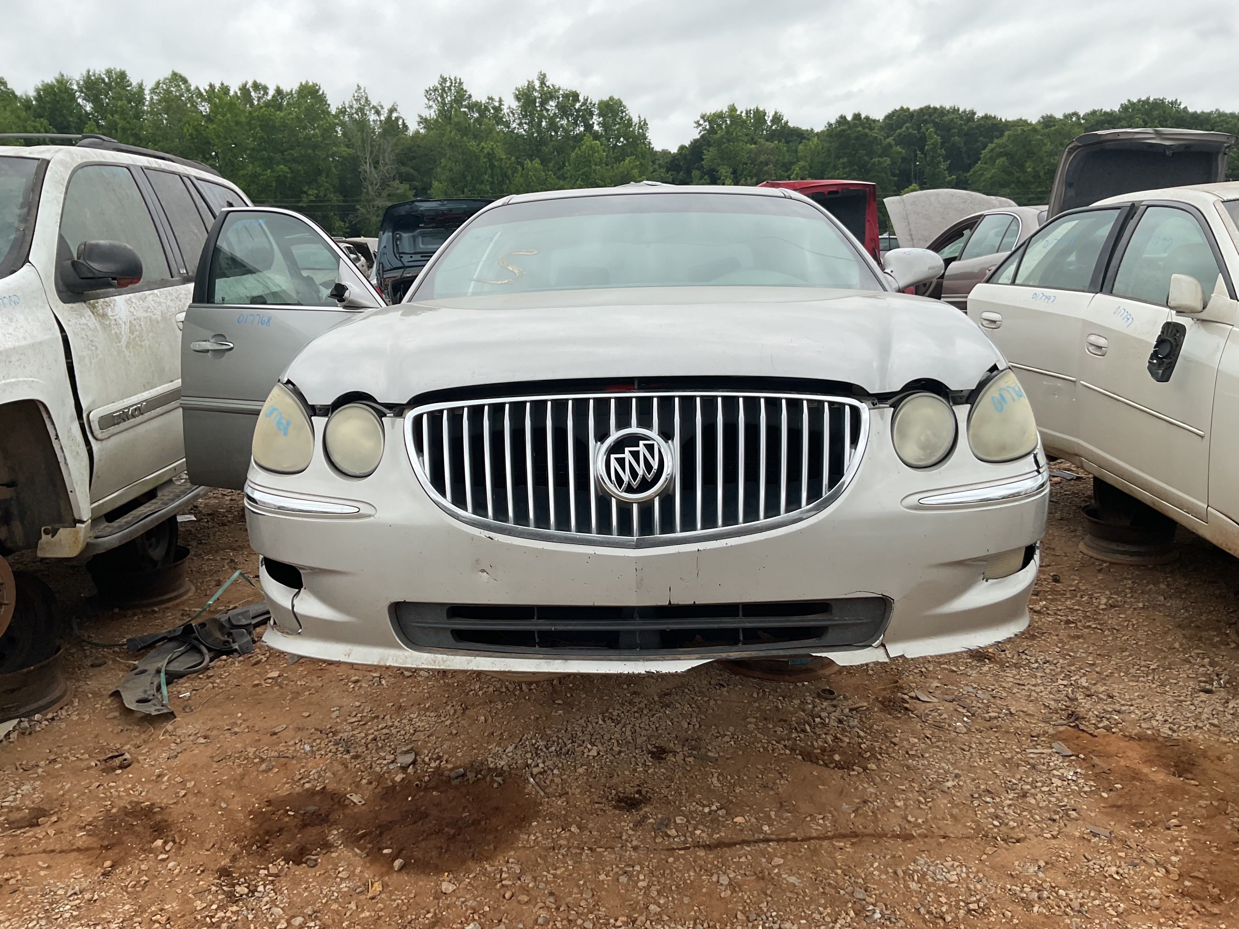 2008 BUICK Lacrosse