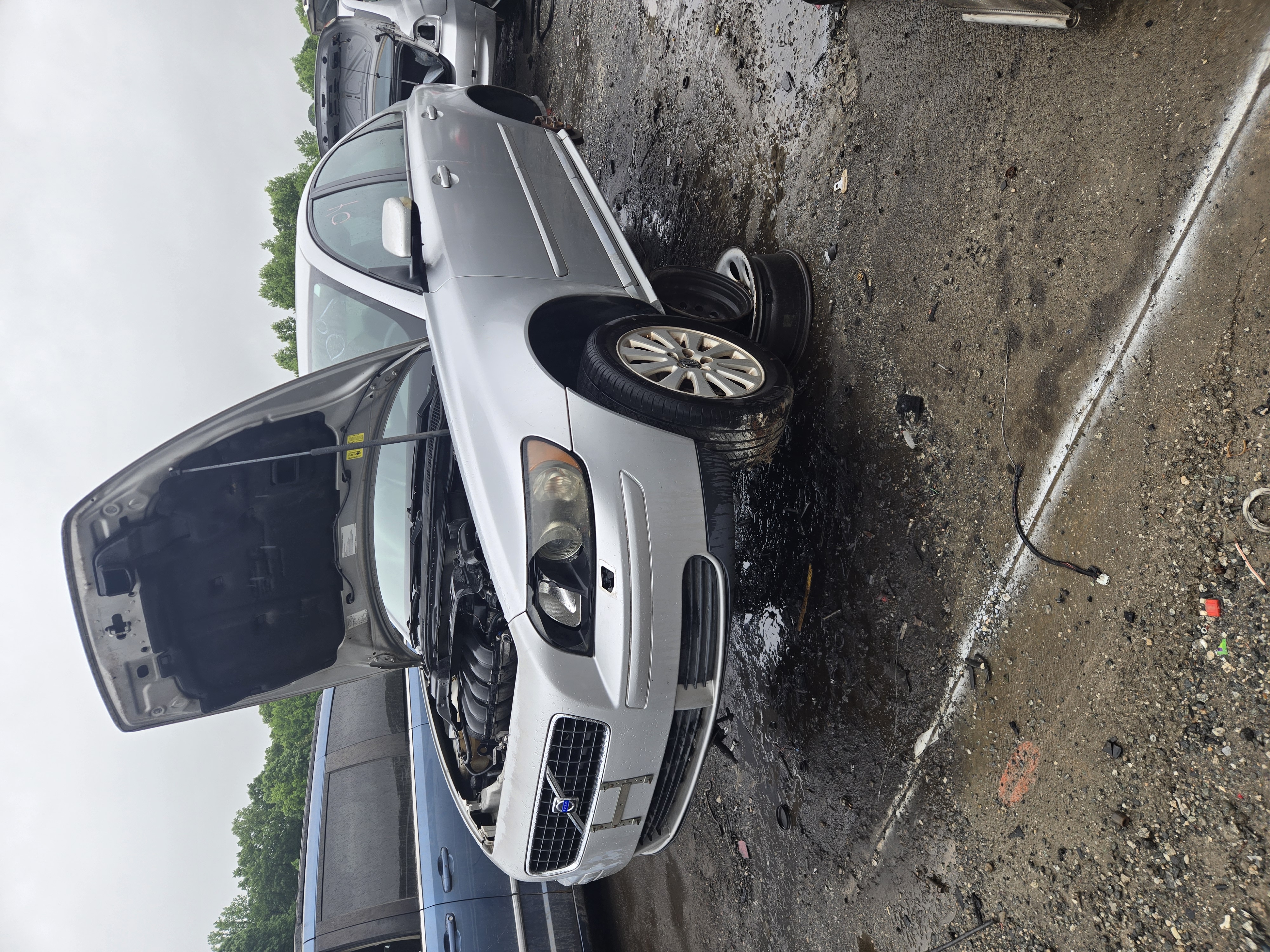 2005 VOLVO S40