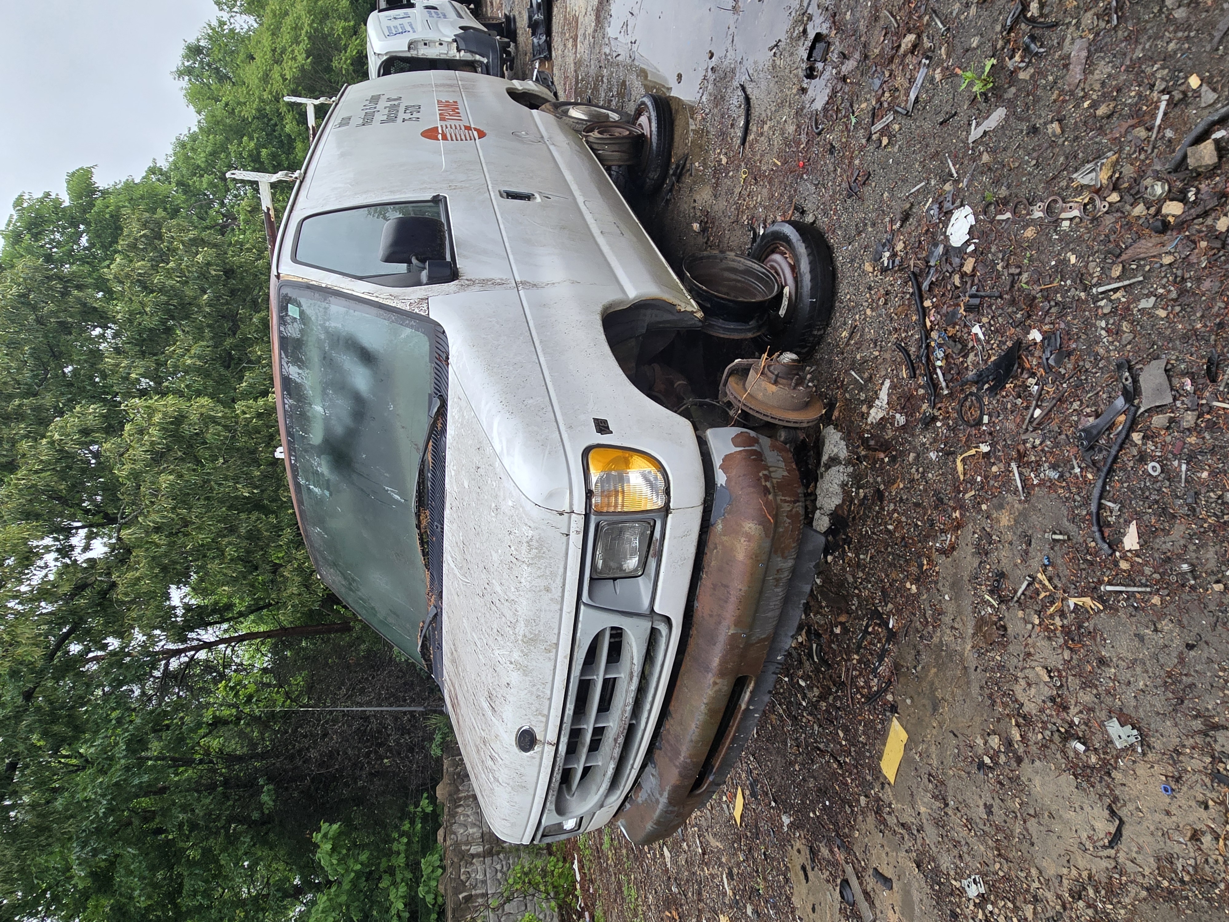 2001 FORD E-250