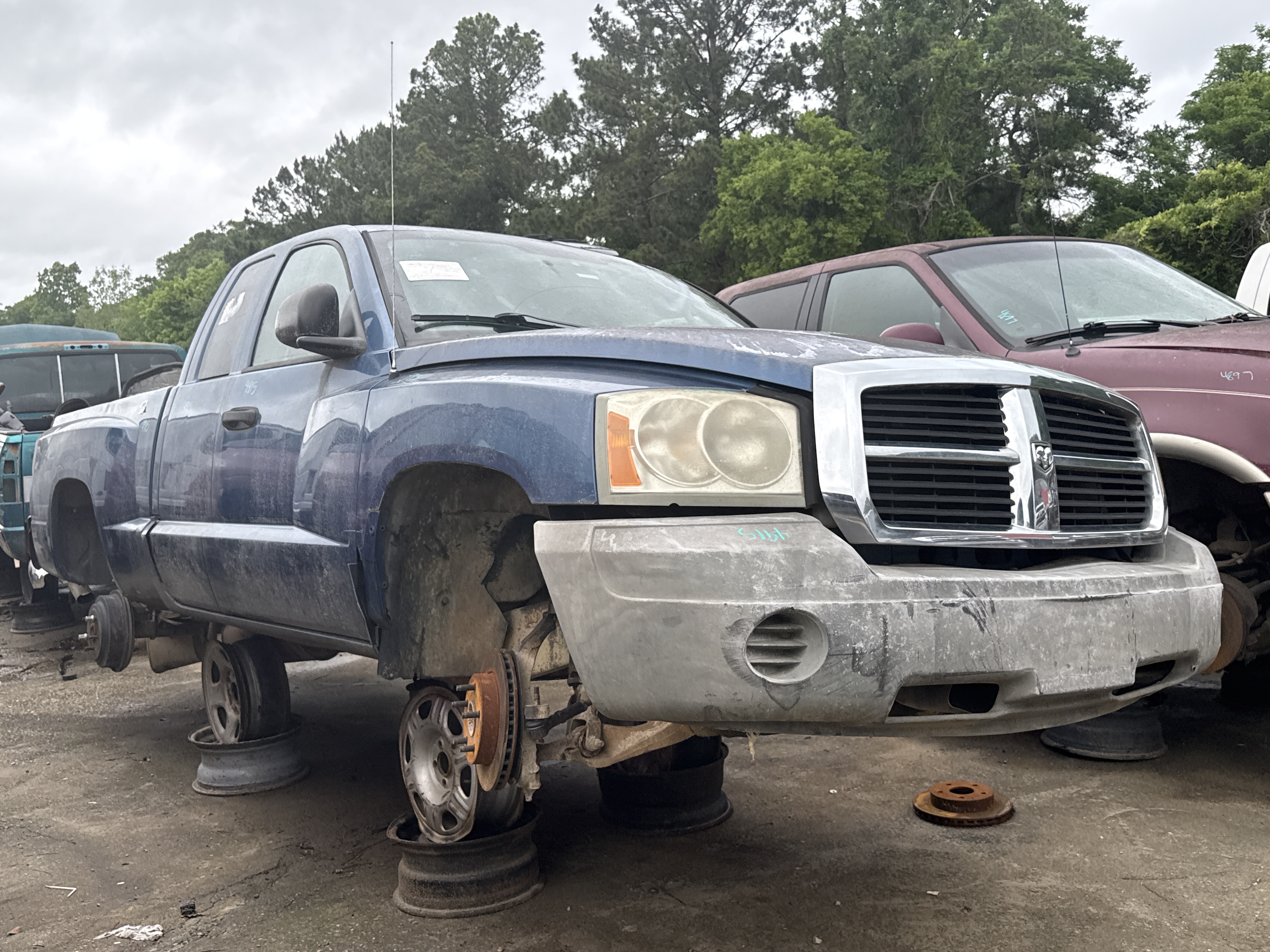 2006 DODGE Dakota