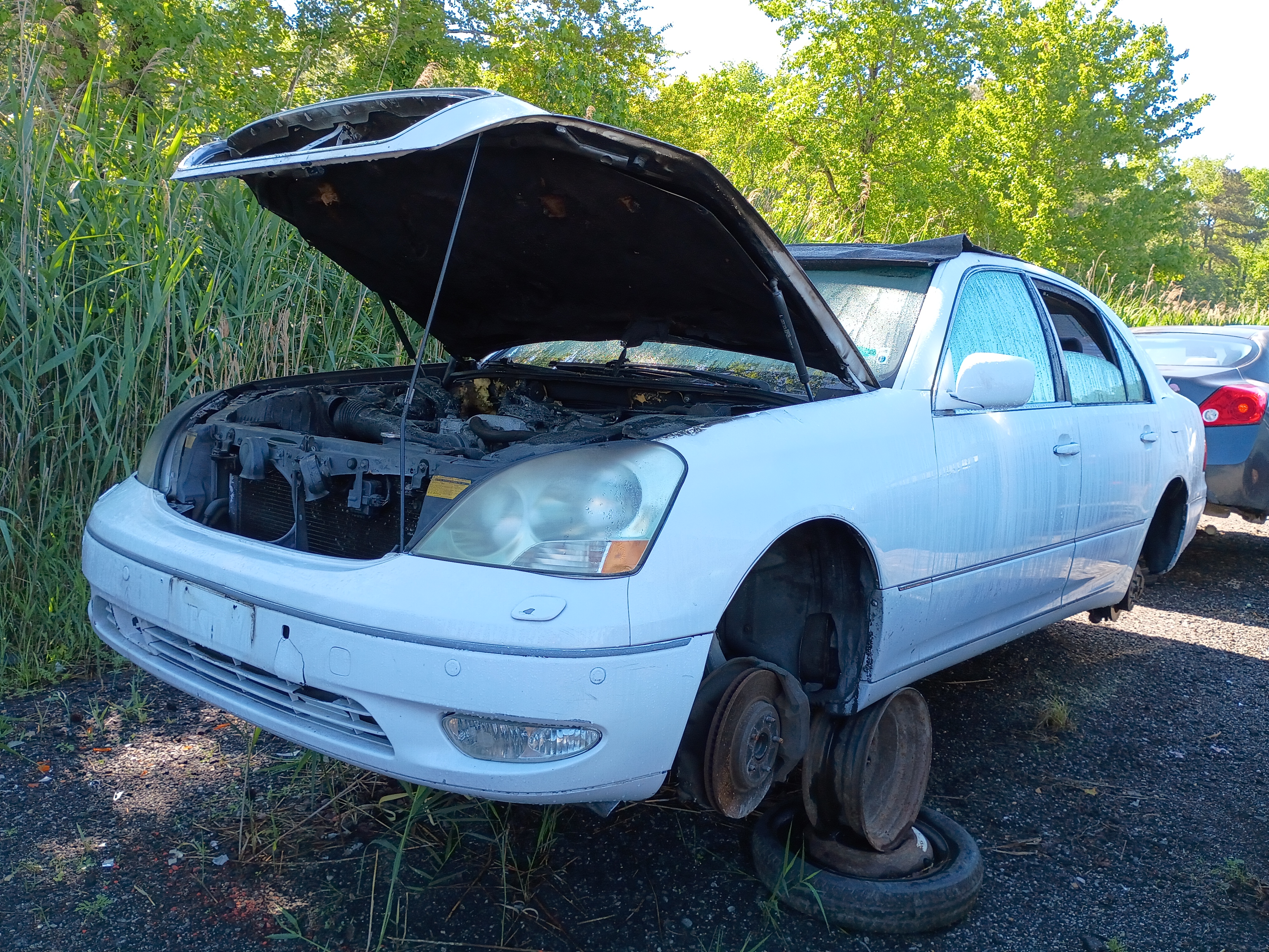 2001 LEXUS LS