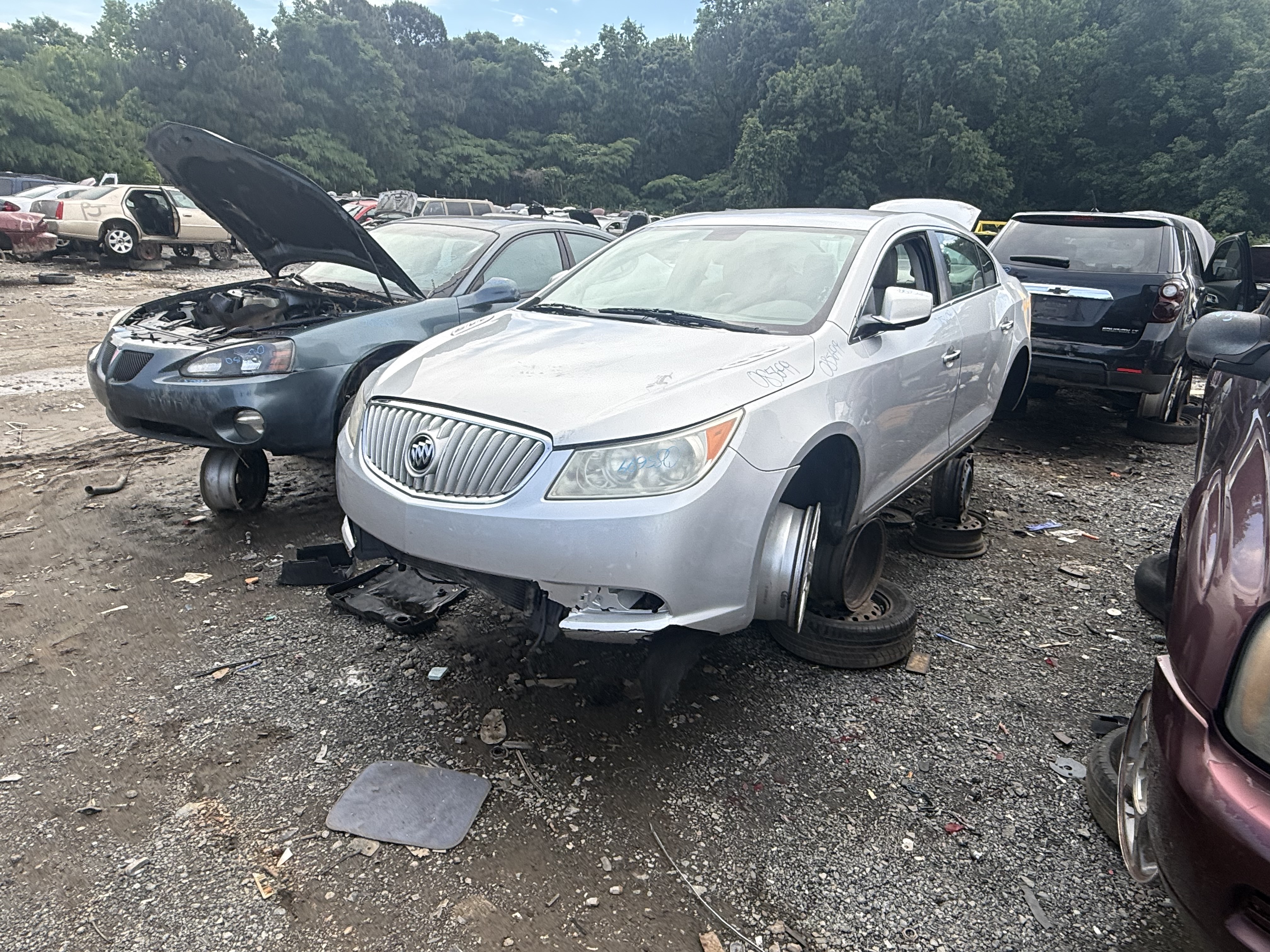 2011 BUICK Lacrosse