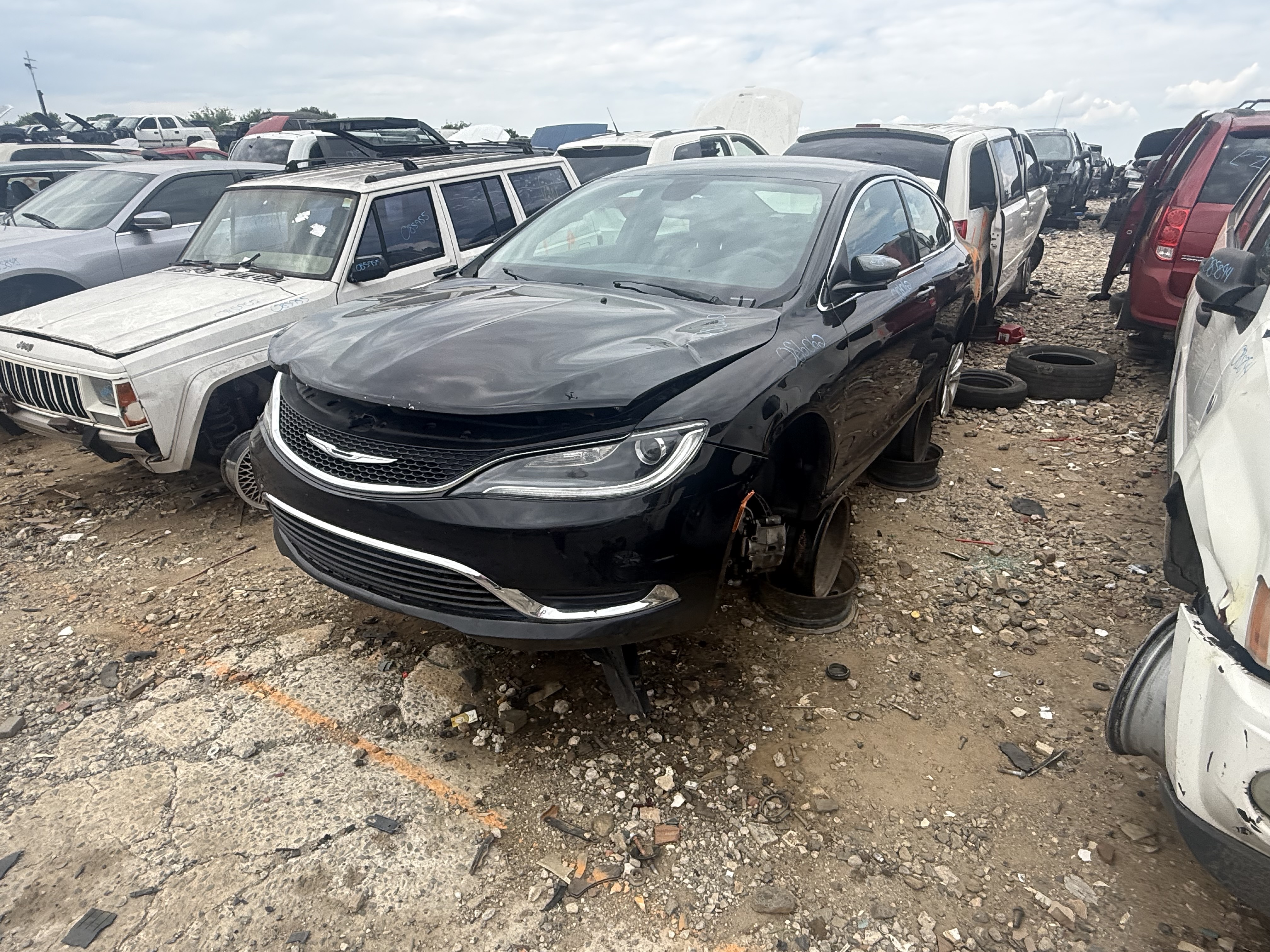 2015 CHRYSLER 200