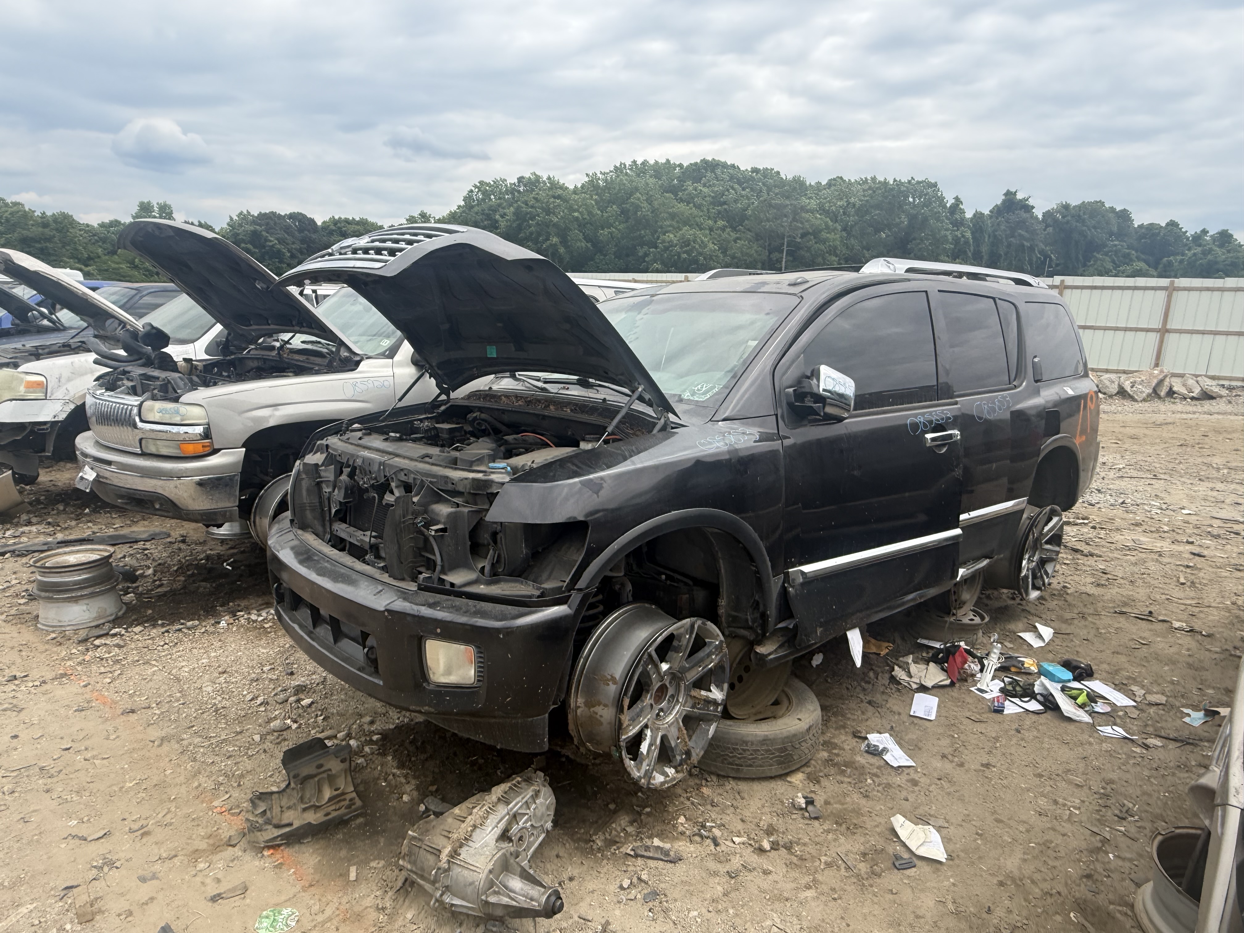 2009 INFINITI Qx56